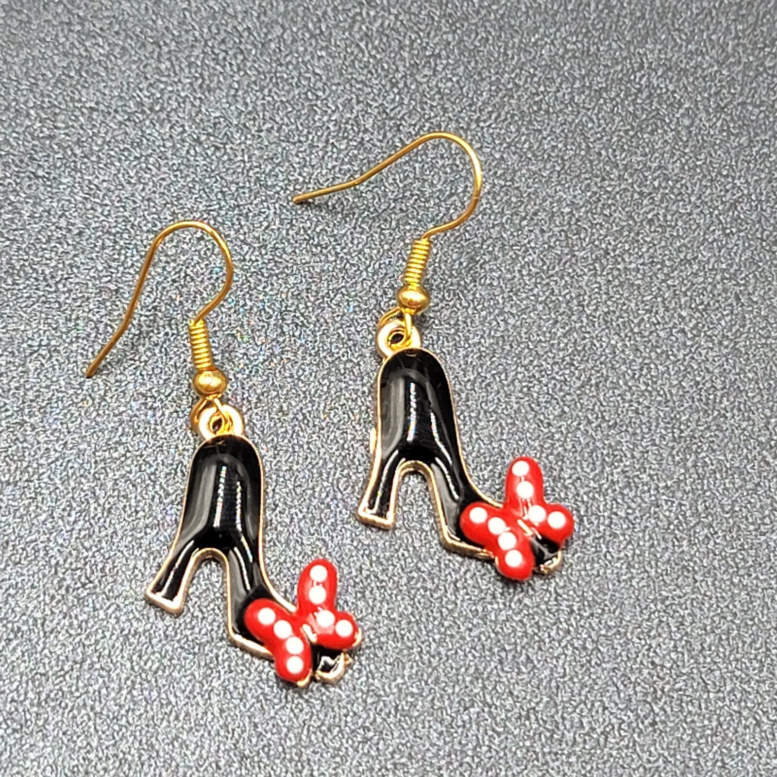 High Heel Shoes Pierced Earrings Gold tone Red Black Enamel Dangle 1″