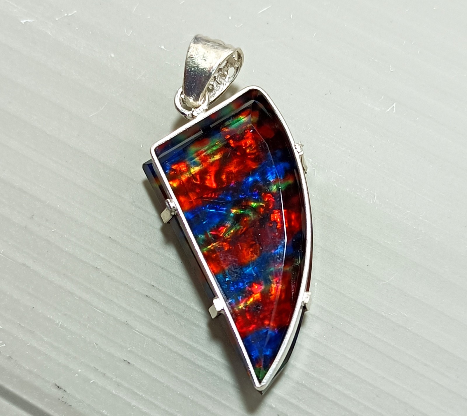 84.85 Ct Natural Ammolite Opal Doublet Pendant Multi-Color Rare Loose GEMSTONE
