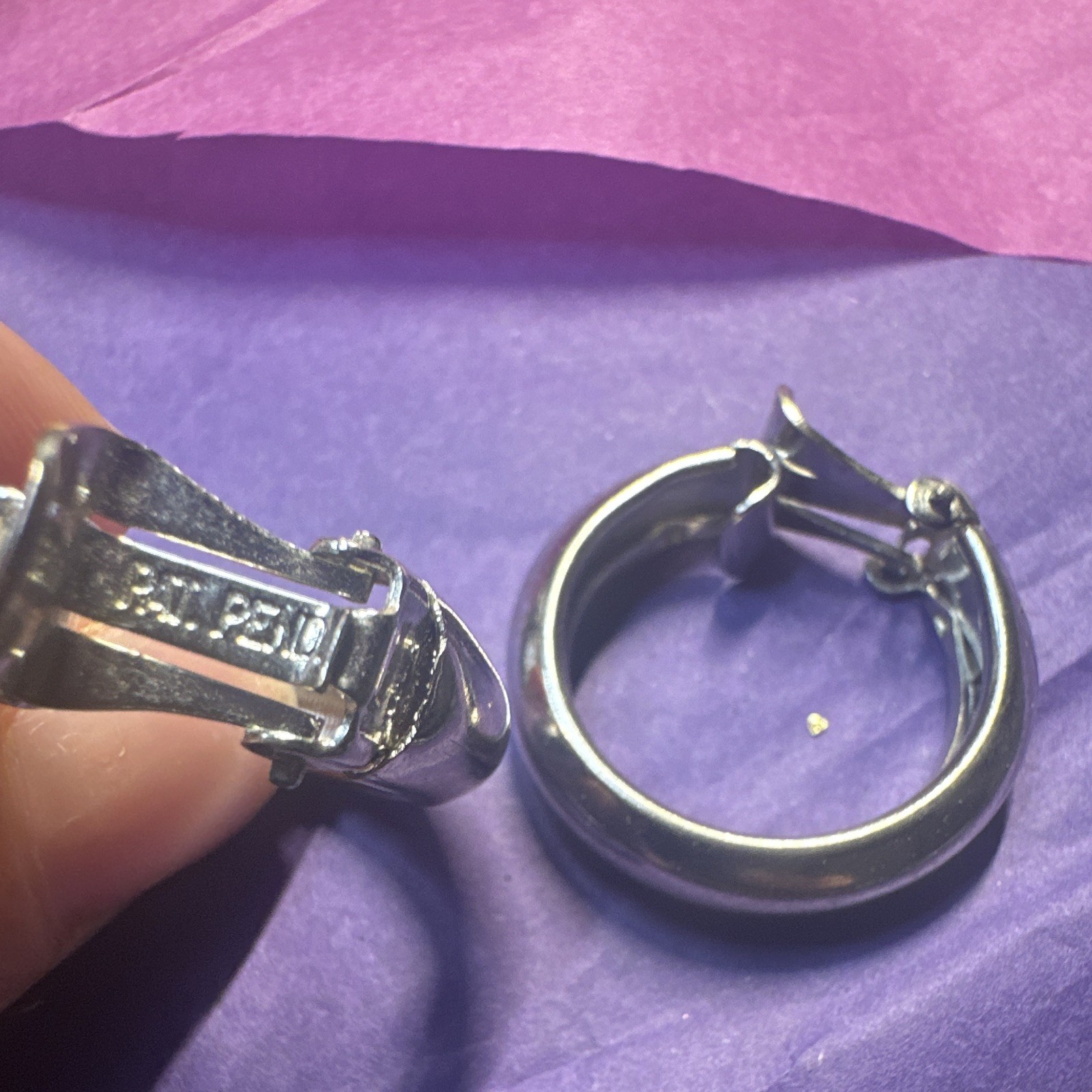 Silver Tone Stainless Steel Hoop Earrings Snap Closure Signed 1 in Pair