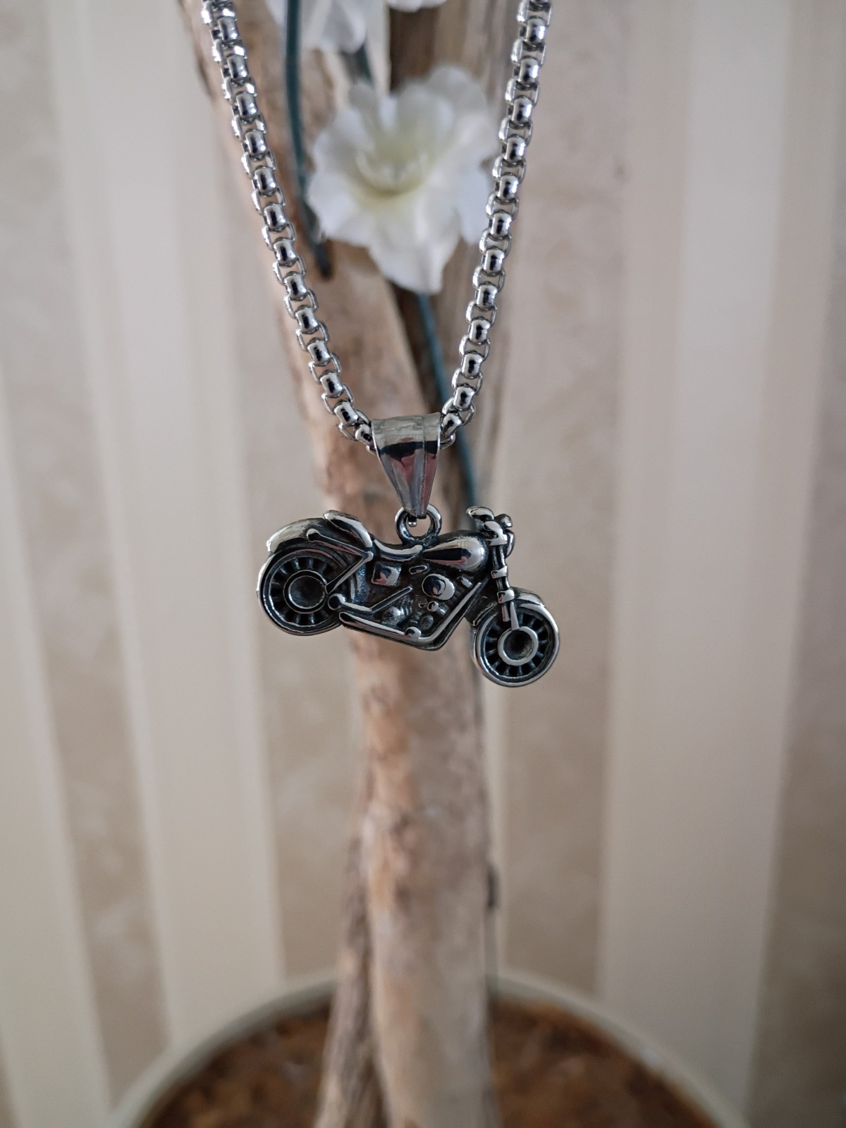 Motorcycle Necklace w/ Gift 🎁