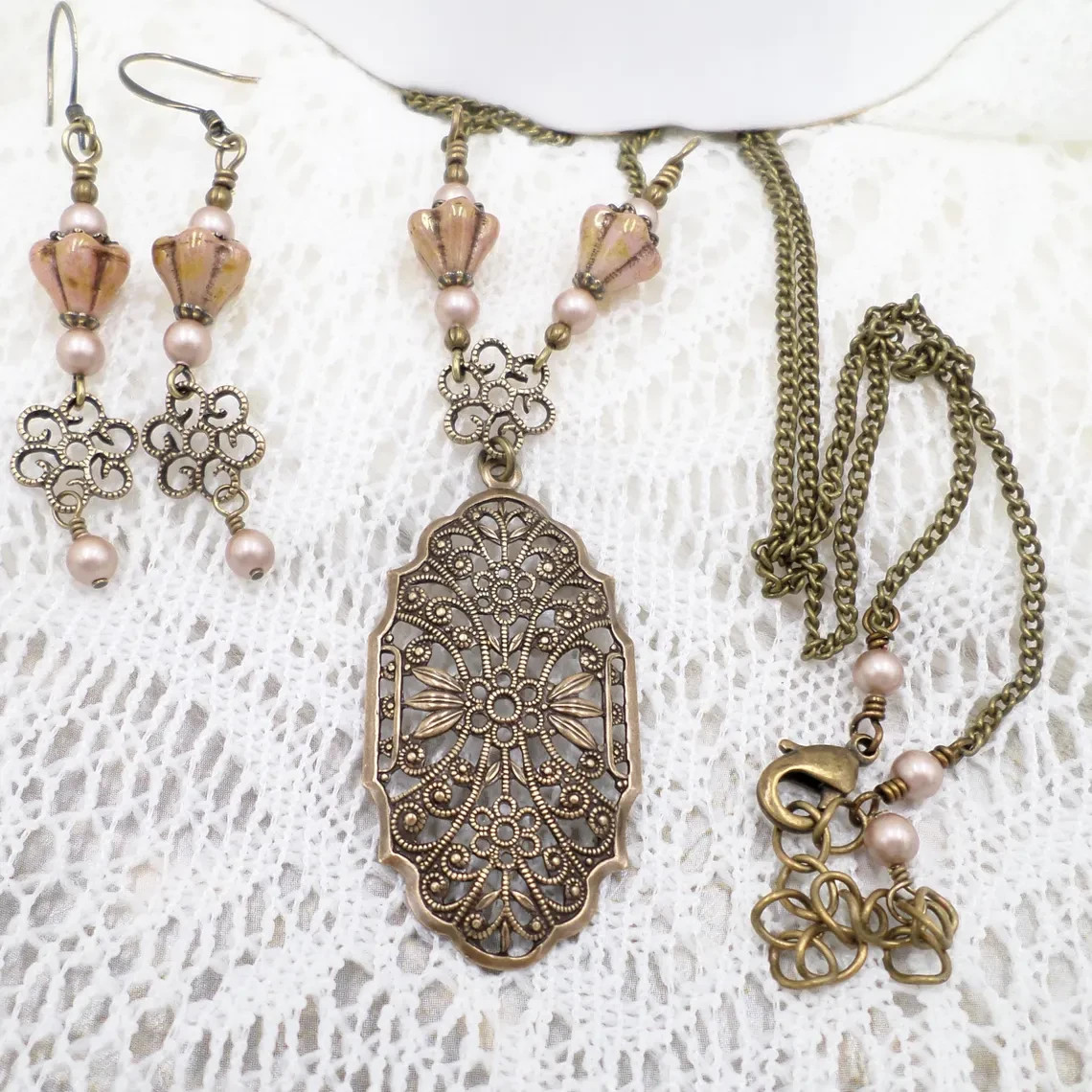 Victorian Style Brass Filigree Blush Pink Flower & Pearl Necklace Set