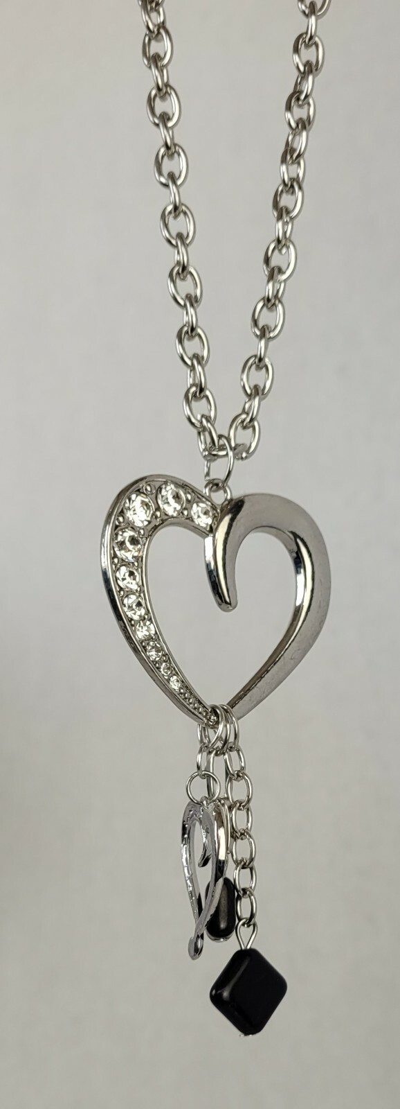 Silver Tone Cable Chain Statement Heart Pendant Charm Rhinestone Necklace 20″