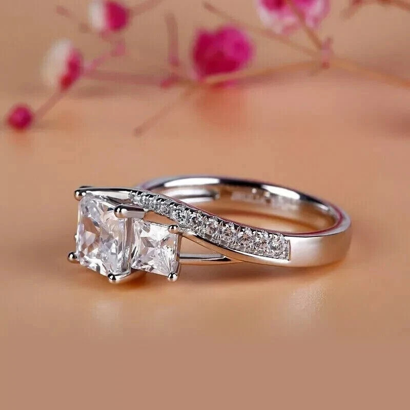 1.50 Ct Princess Cut Simulated Diamond Elegant Ring 14k White Gold Plated Silver