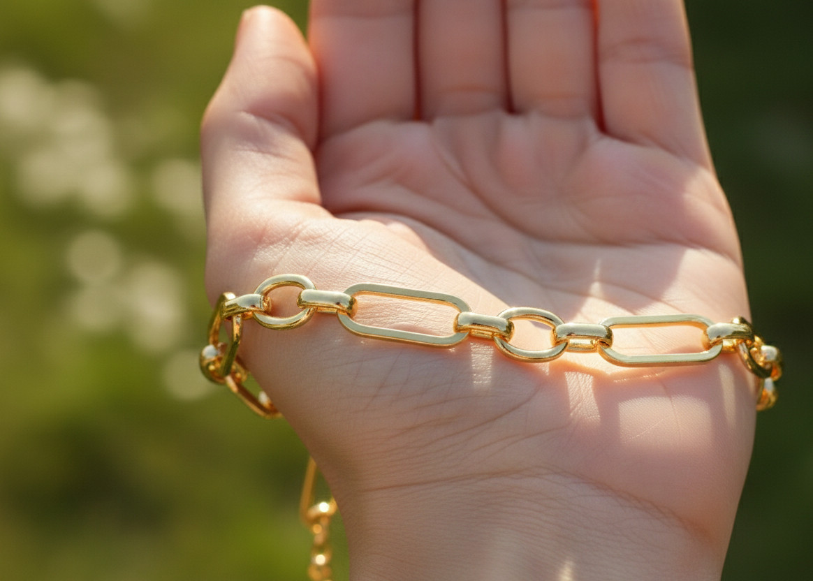 Chic Gold Tone Paperclip Chain Bracelet | 18K Gold Plated Brass Link Design
