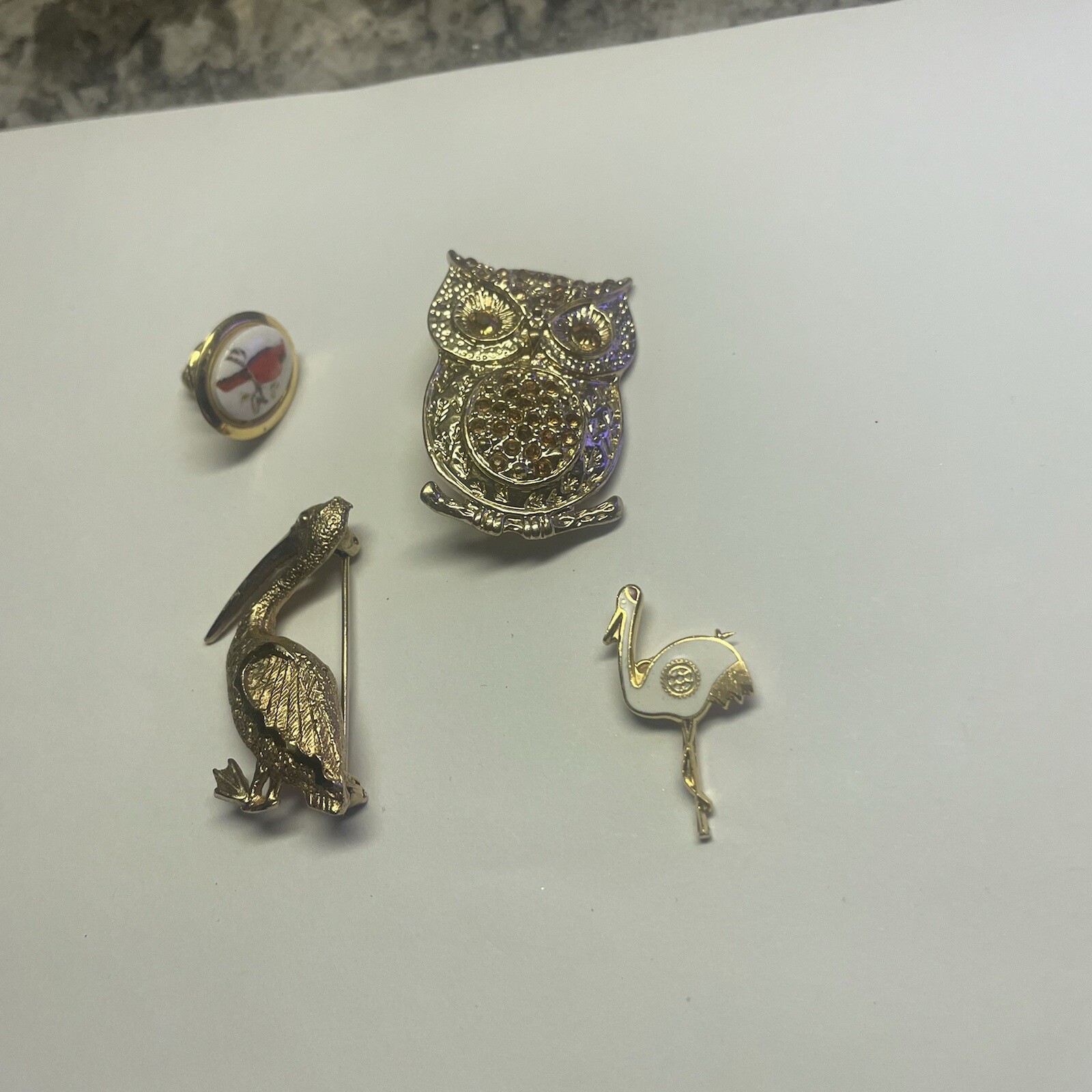 Lot Of 5 Brooch Pins Vintage – Modern Gold Tone Birds – Owl / Cardinal /Pelican