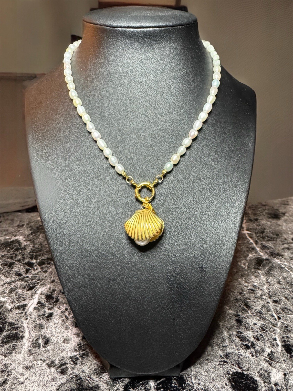 Oshena Signed White Water Pearl Necklace Gold Tone Shell Charm Pendant