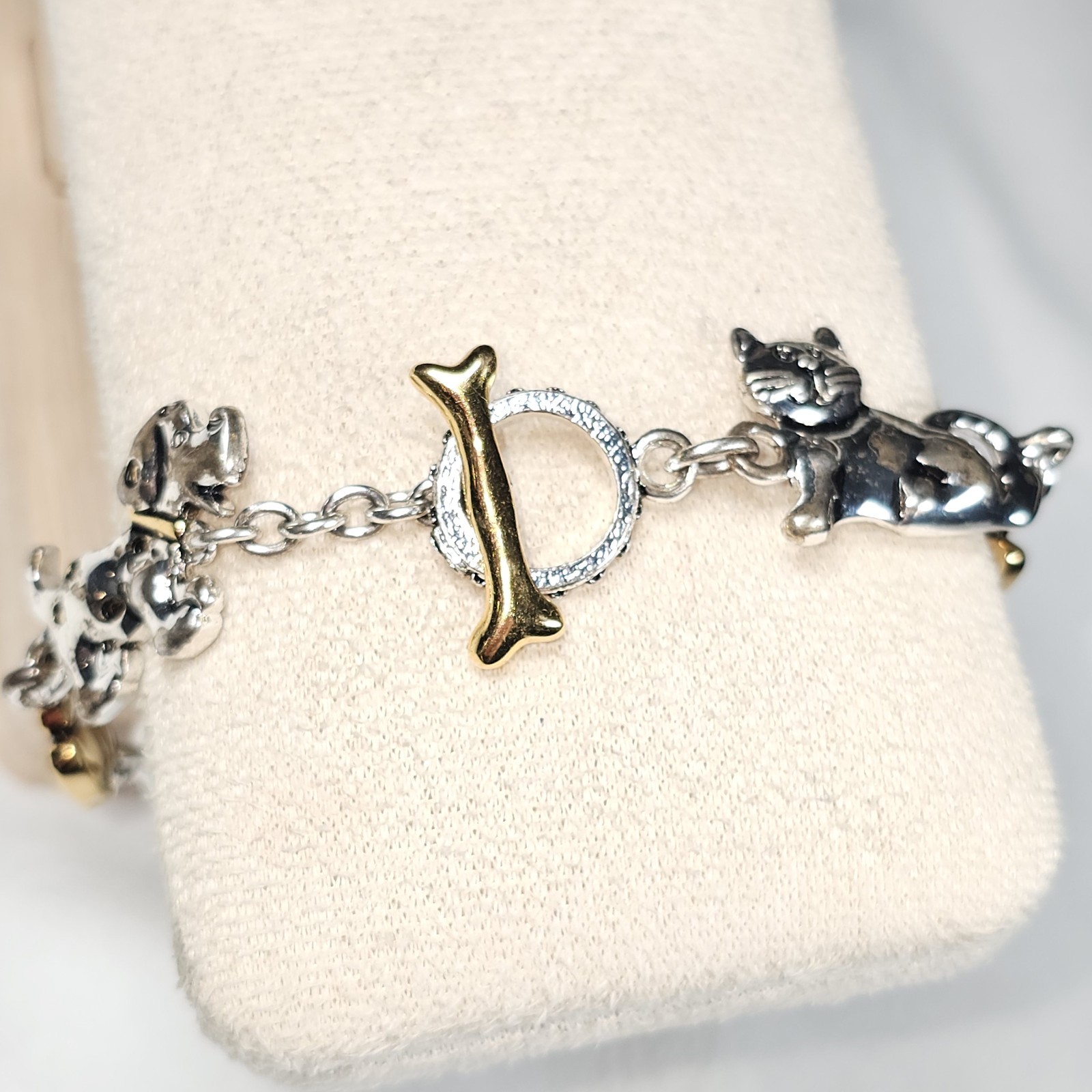 Premier Designs Silver Gold Two Tone Cat Dog Toggle Link Costume Bracelet 6.75″