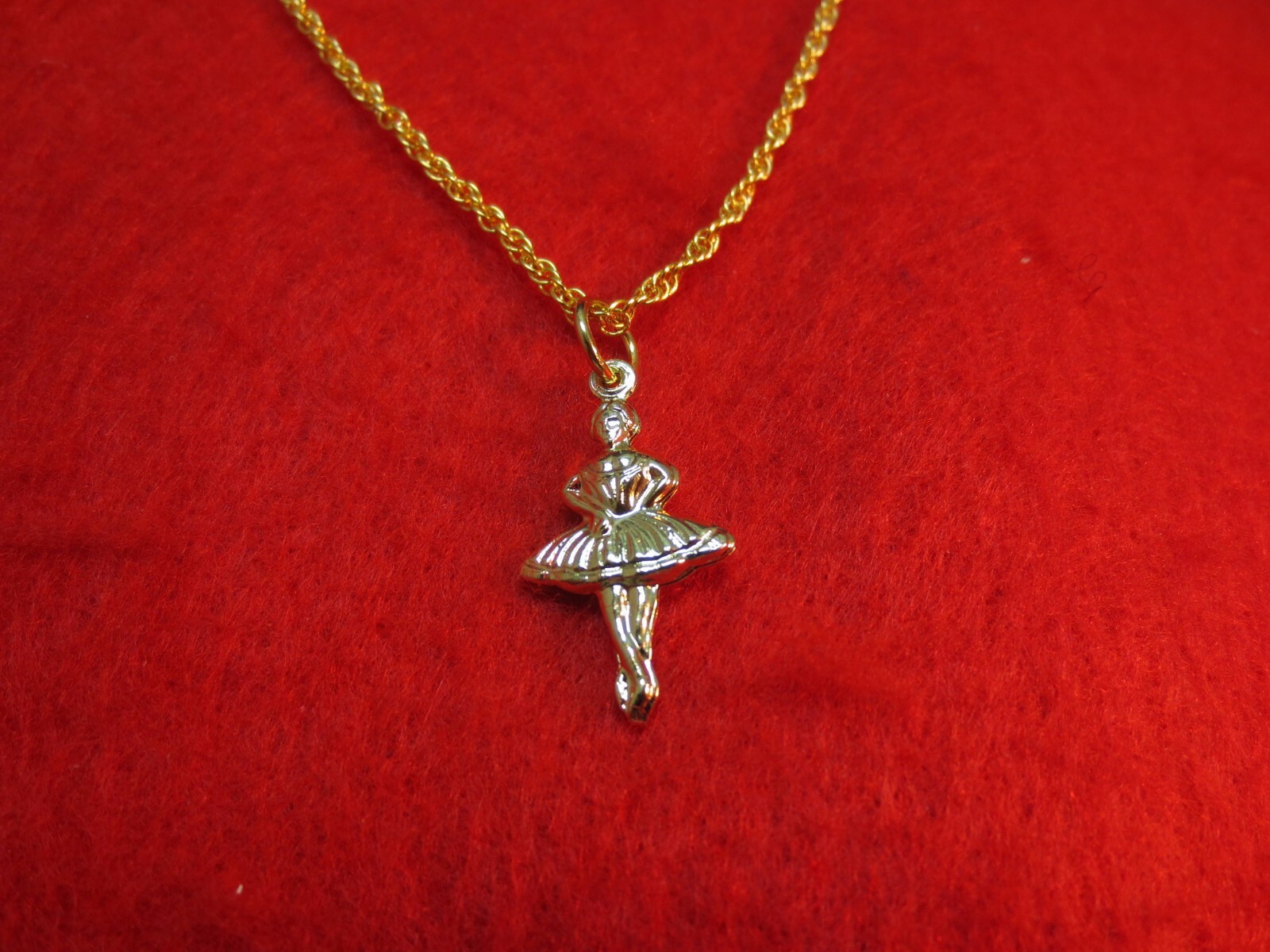 14KT GOLD PLATED BALLERINA DANCER TWO SIDED PENDANT CHARM &18″ ROPE CHAIN -303