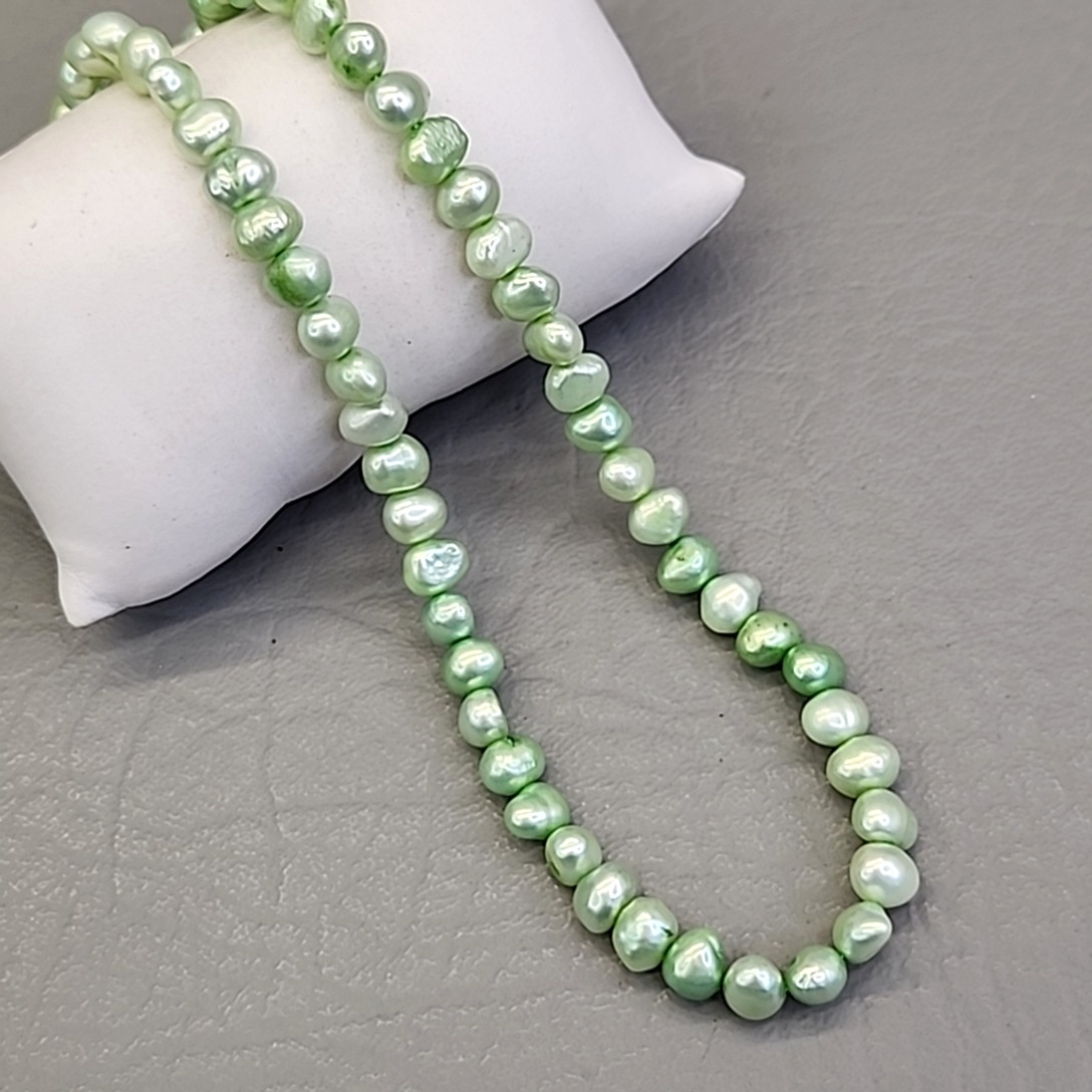 Freshwater Pearl Beaded Necklace Dyed Mint Green Shell Toggle 17″