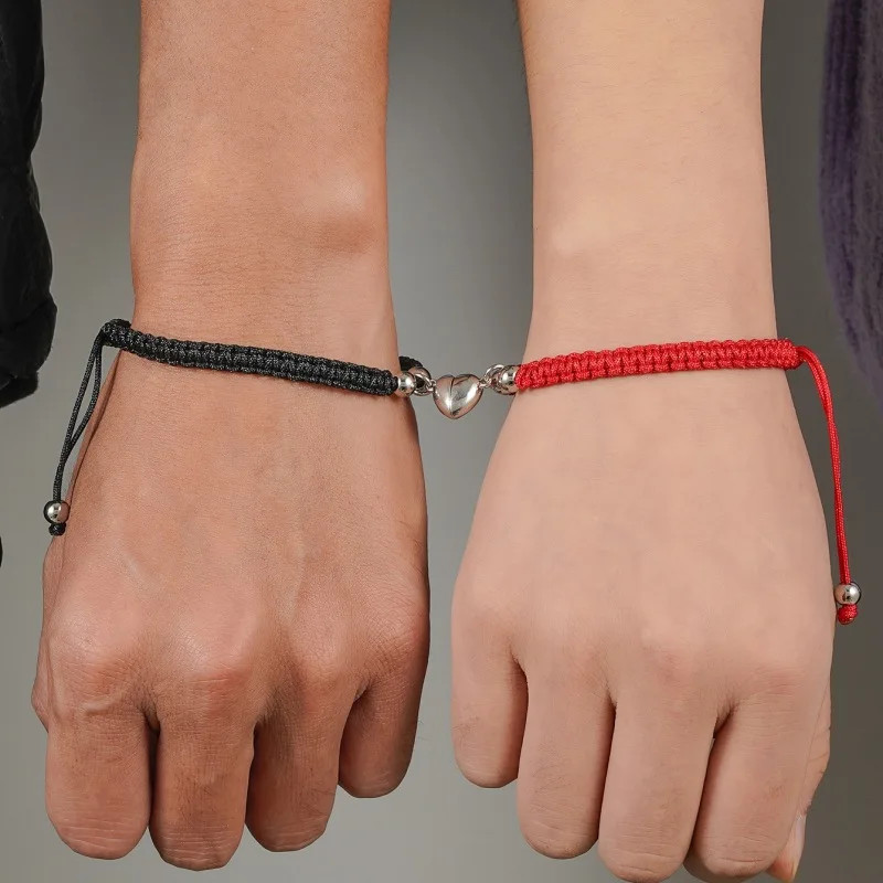 2pcs Magnetic Couple Bracelets Love Heart Shaped Matching Attraction Cat Kitten