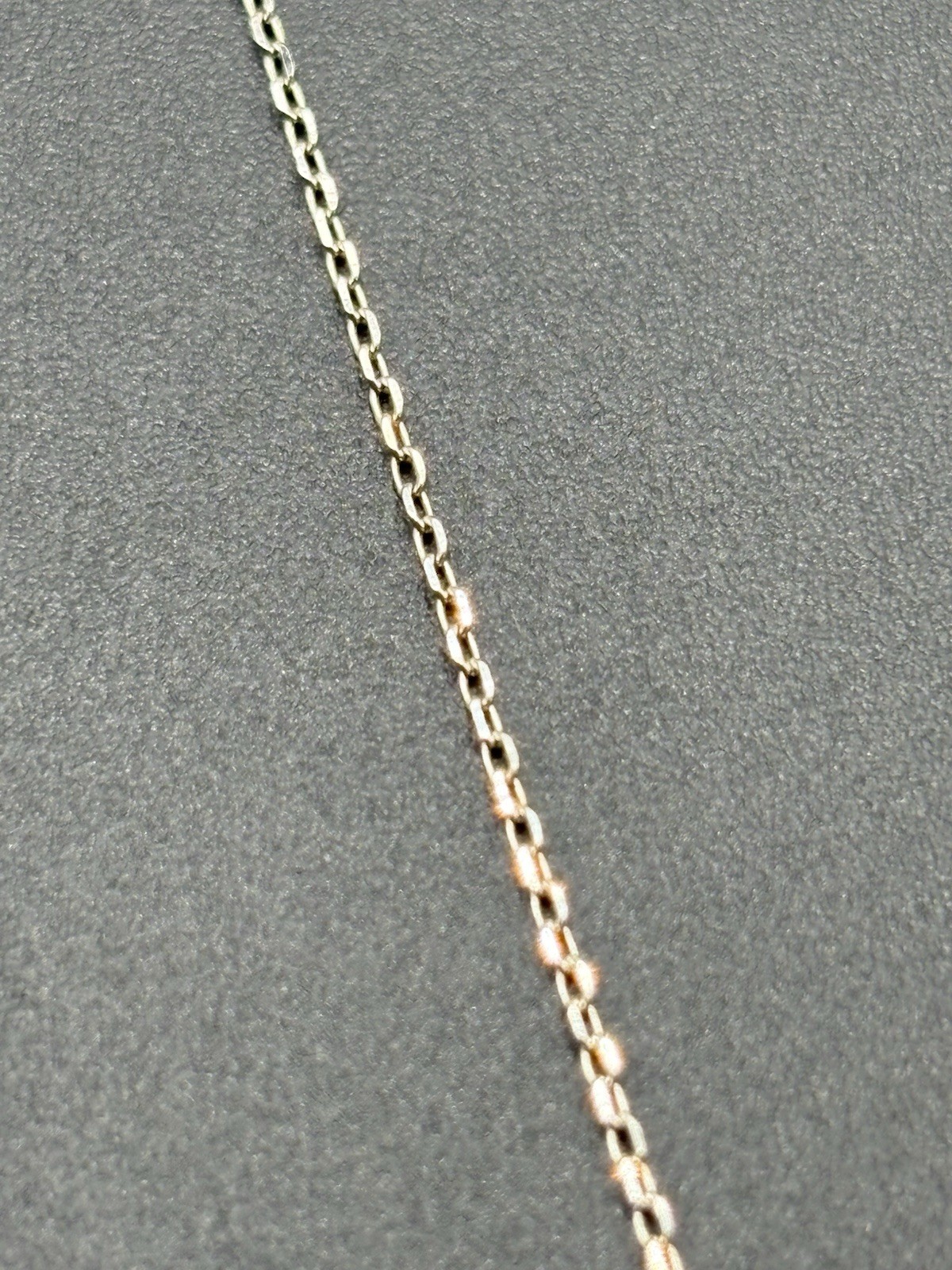 New Condition 18″ Sterling Silver Black Cubic Zirconia Paper Clip Necklace 925