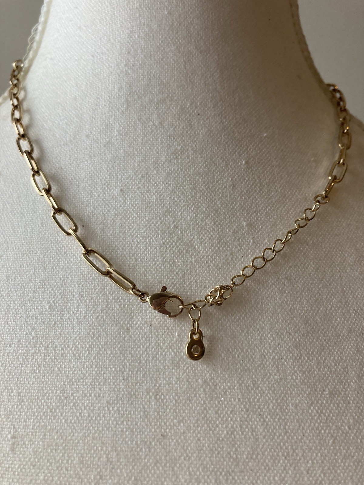 Gold Tone Paperclip Collar Necklace Chain Cherub Coin Faux Pearl Charm Classic