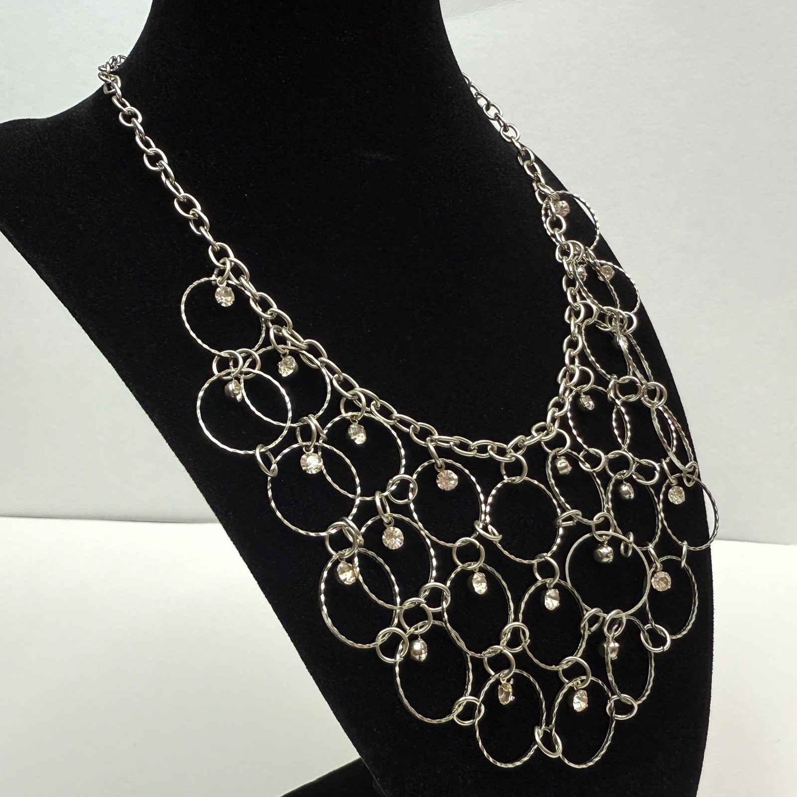 Chain Link Statement Bib Necklace Silver Circle Rhinestone Accent Jewelry 10 in