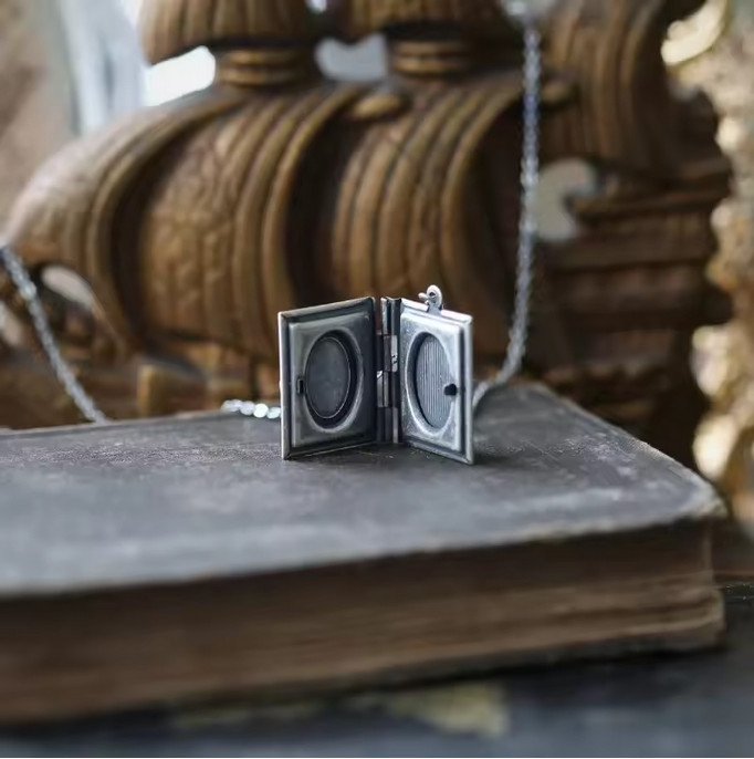 Gothic Cat Cameo on Tiny Book Shaped Pendant Necklace Locket New