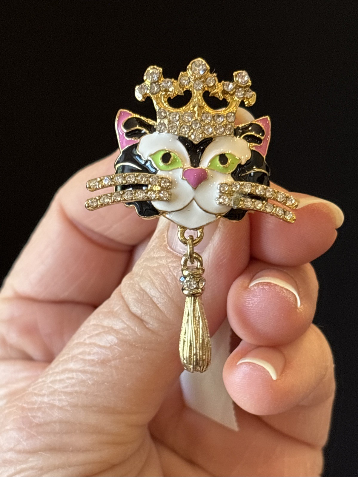 Ritzy Couture Enamel Princess Kitty Rhinestone Crown Ring, Goldtone – Size 8