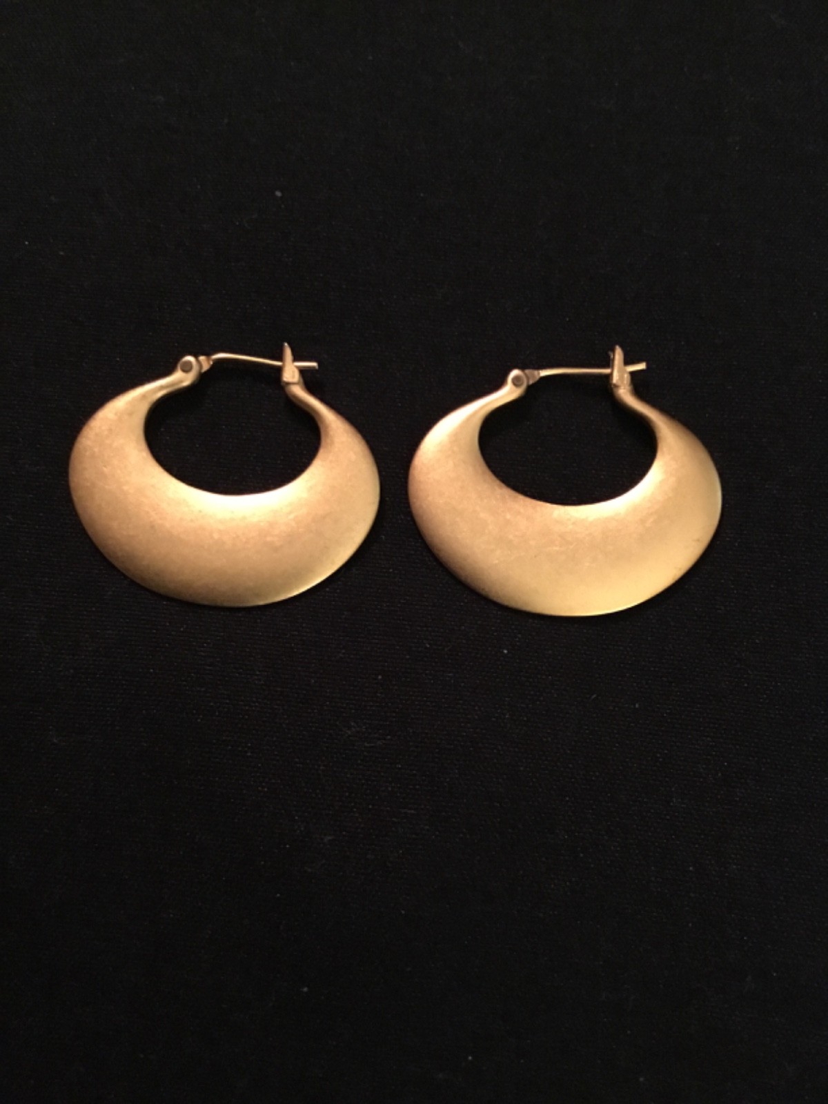 Rare MONET Hoop Gold Tone Flat Pierced Shrimp Designer Earrings