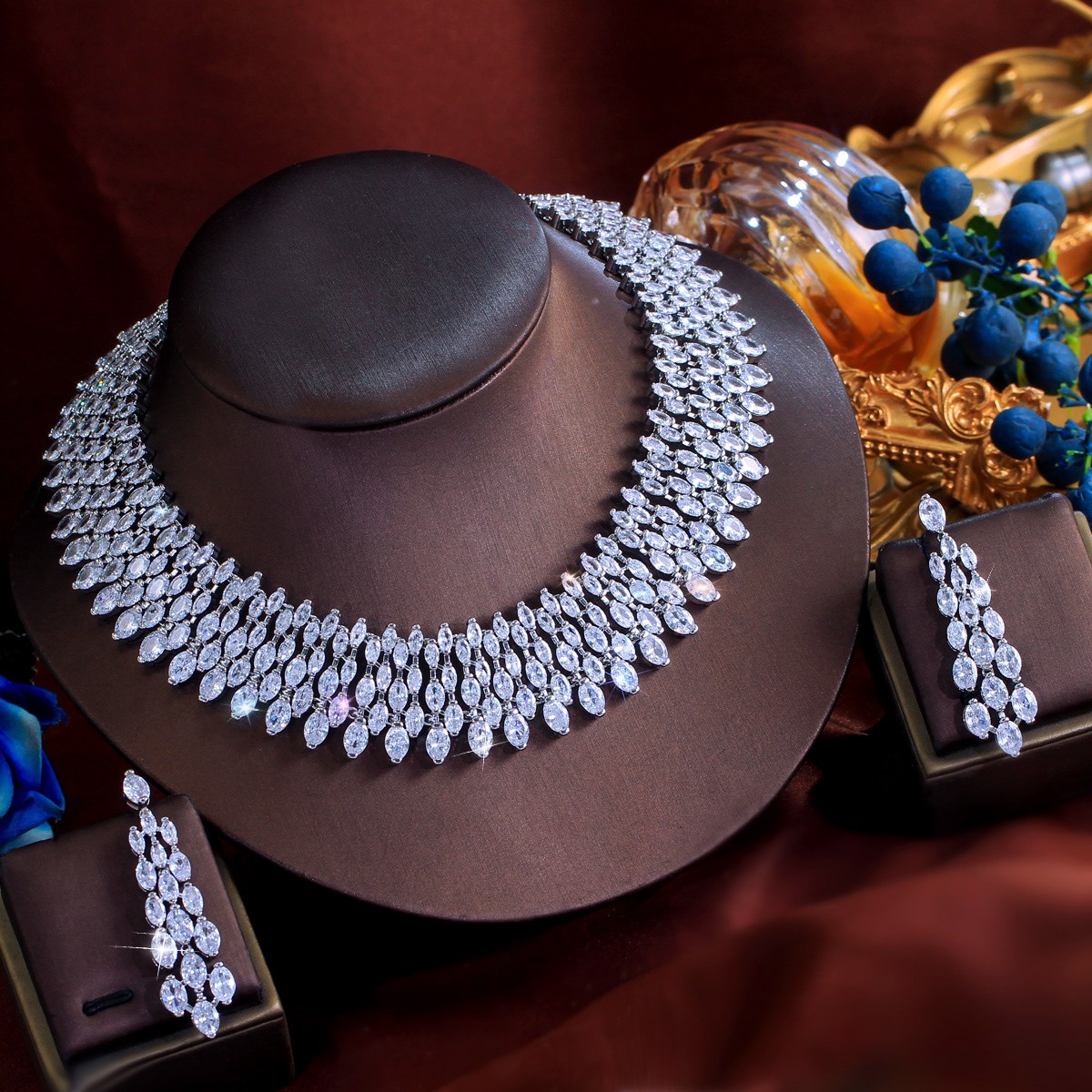 Dazzling Wedding Party Drop Necklace Earrings Silver Plated CZ White Jewelry Set