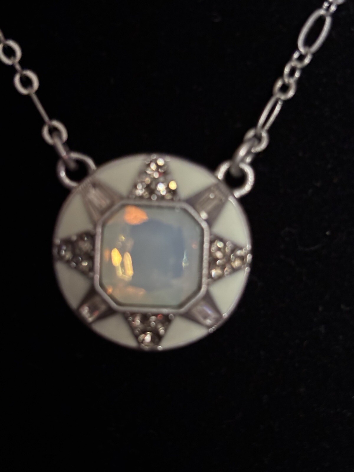 Lea Sophia Pendant