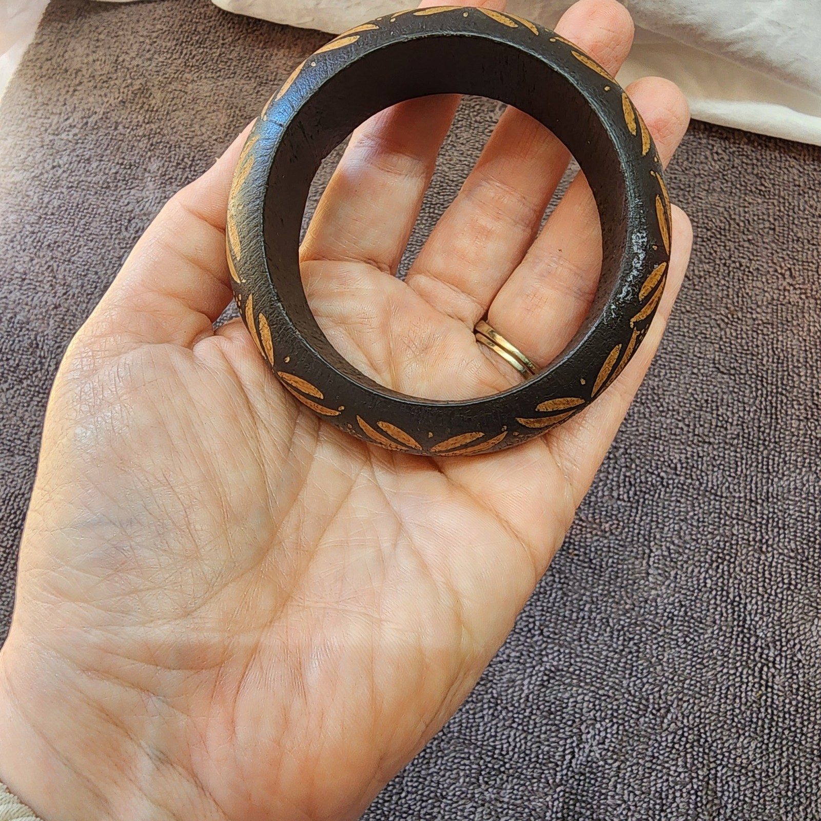 Dark brown Wooden bangle bracelet light brown carvings not signed 1 scrape jb
