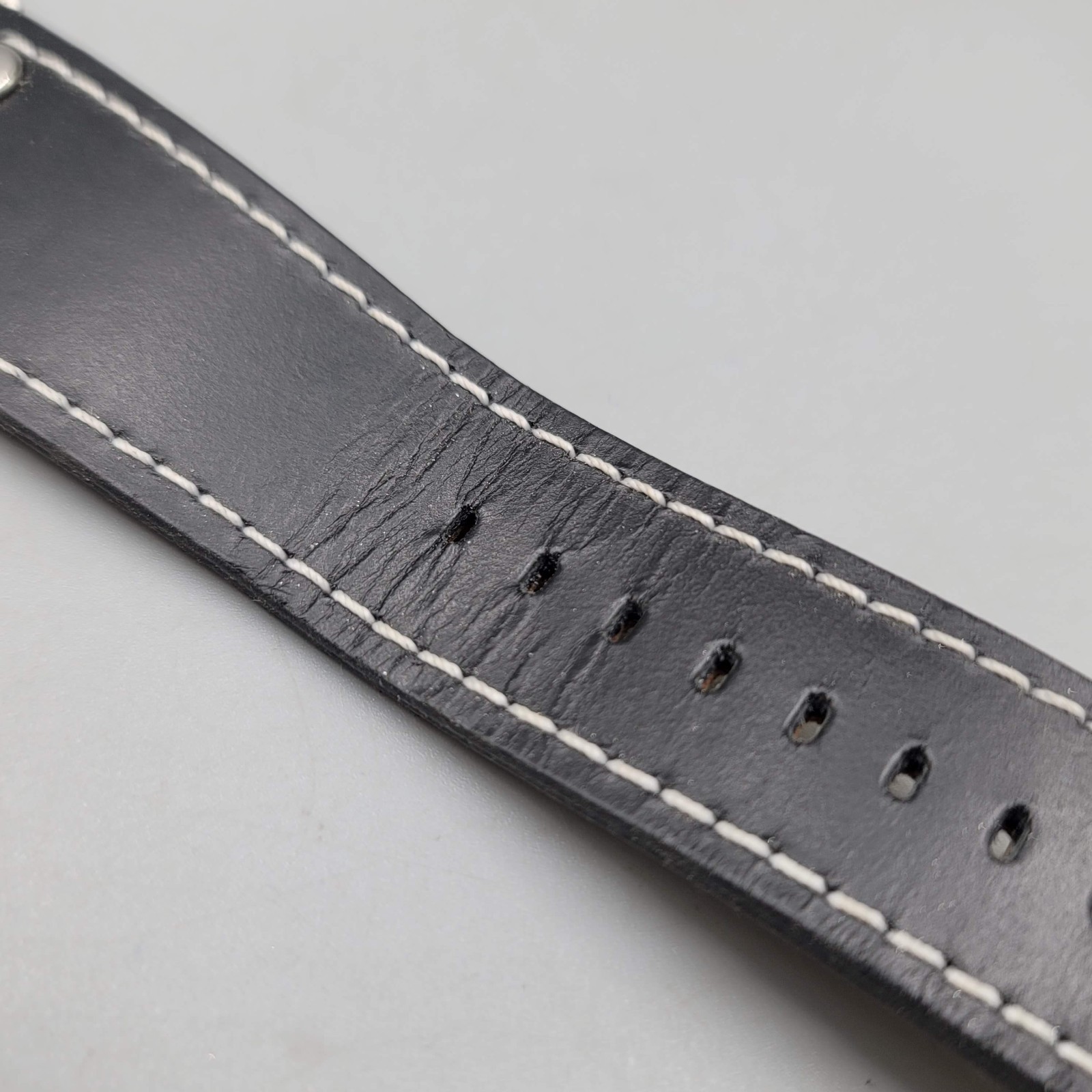 Mens Chisel Stainless Steel Black Leather Bracelet