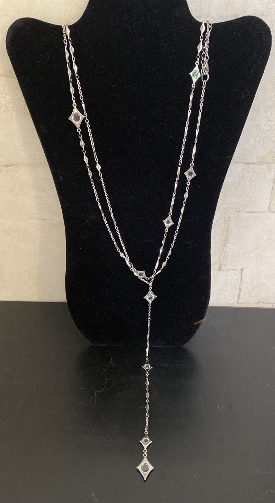 White House Black Market Necklace Womens Silver Tone Faceted Crystal 36 Inch