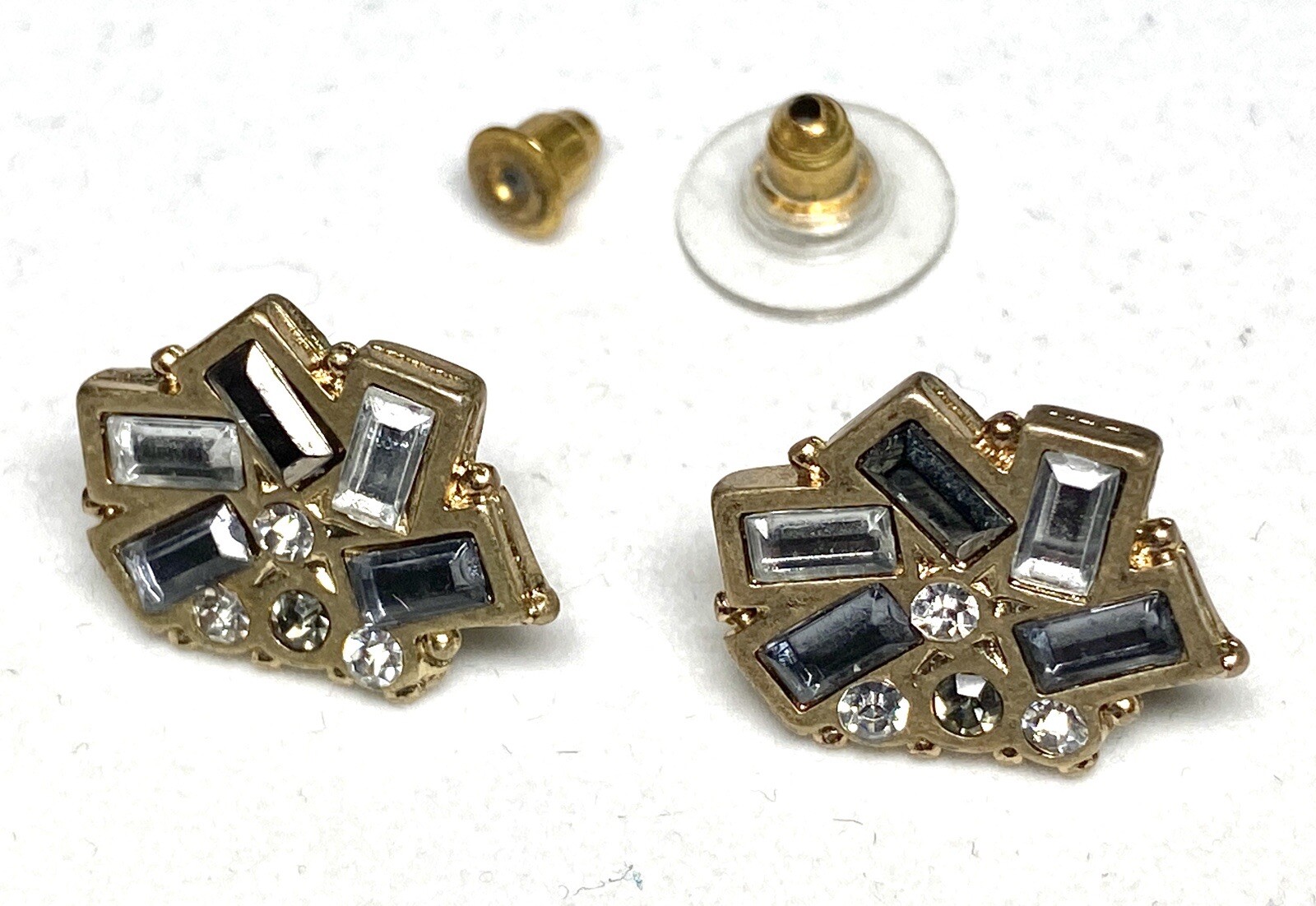 Matte Gold Tone Cluster Setting Stud Earrings Clear Gray Baguette Rounds