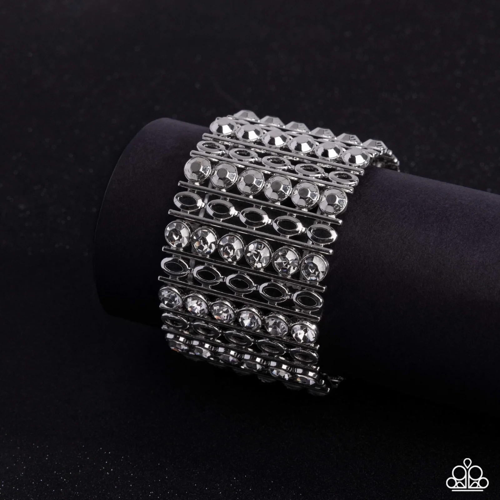 Paparazzi Bracelet – Reflective Rows – Silver