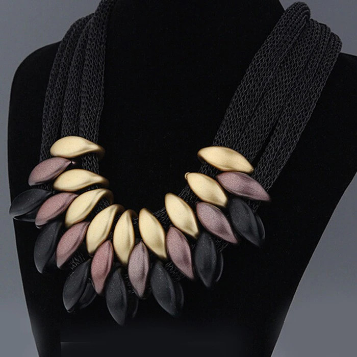 Women’s Fashion Jewelry Multi Color Luxury Chunky Collar Statement Necklace 180