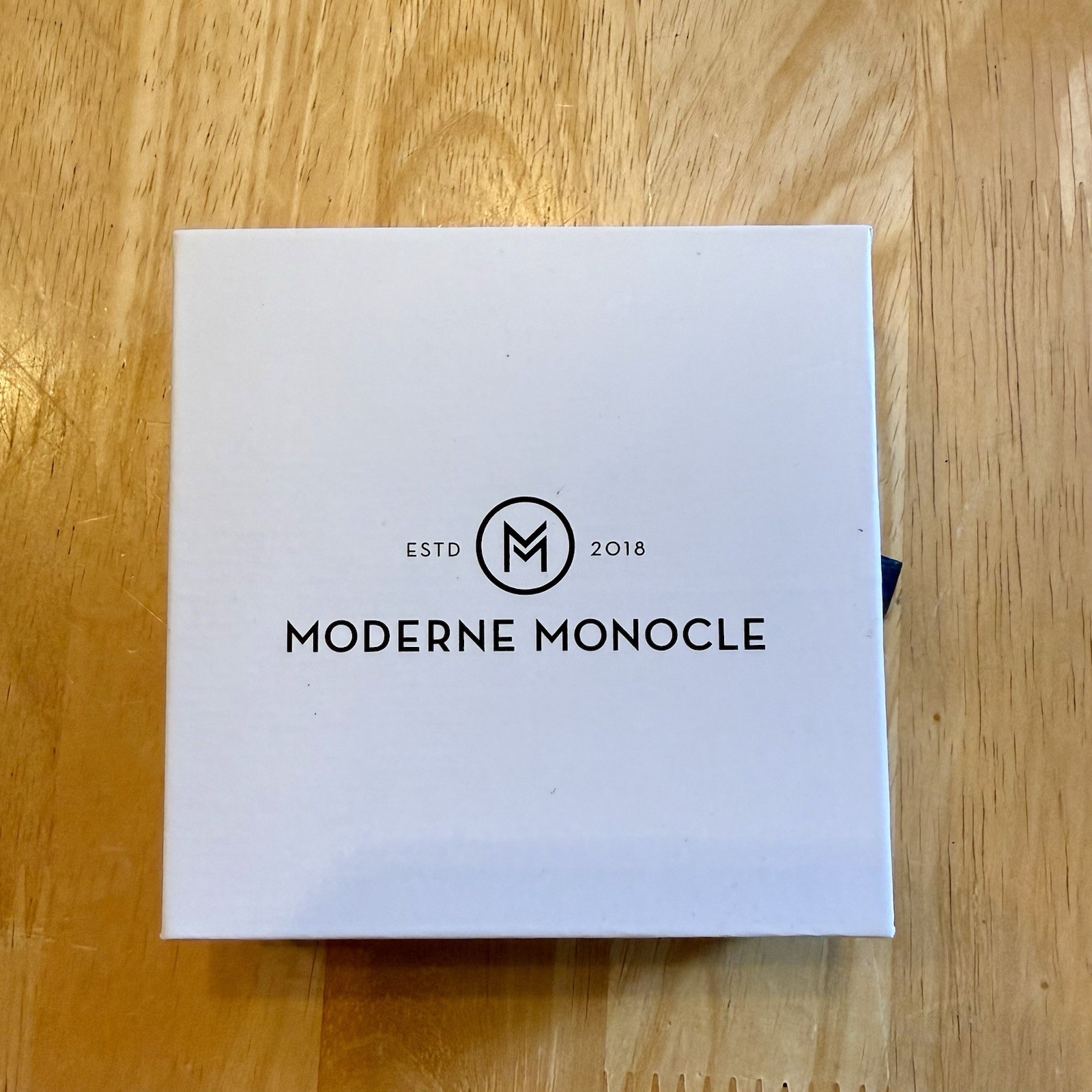 Moderne Monocle Luna Magnifier Pendant Necklace 30″+2″