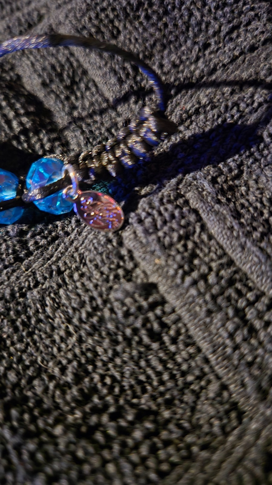 Kirks Folly Sparkling Loops Pull Bracelet blue & silver tone OS fits most NWOT