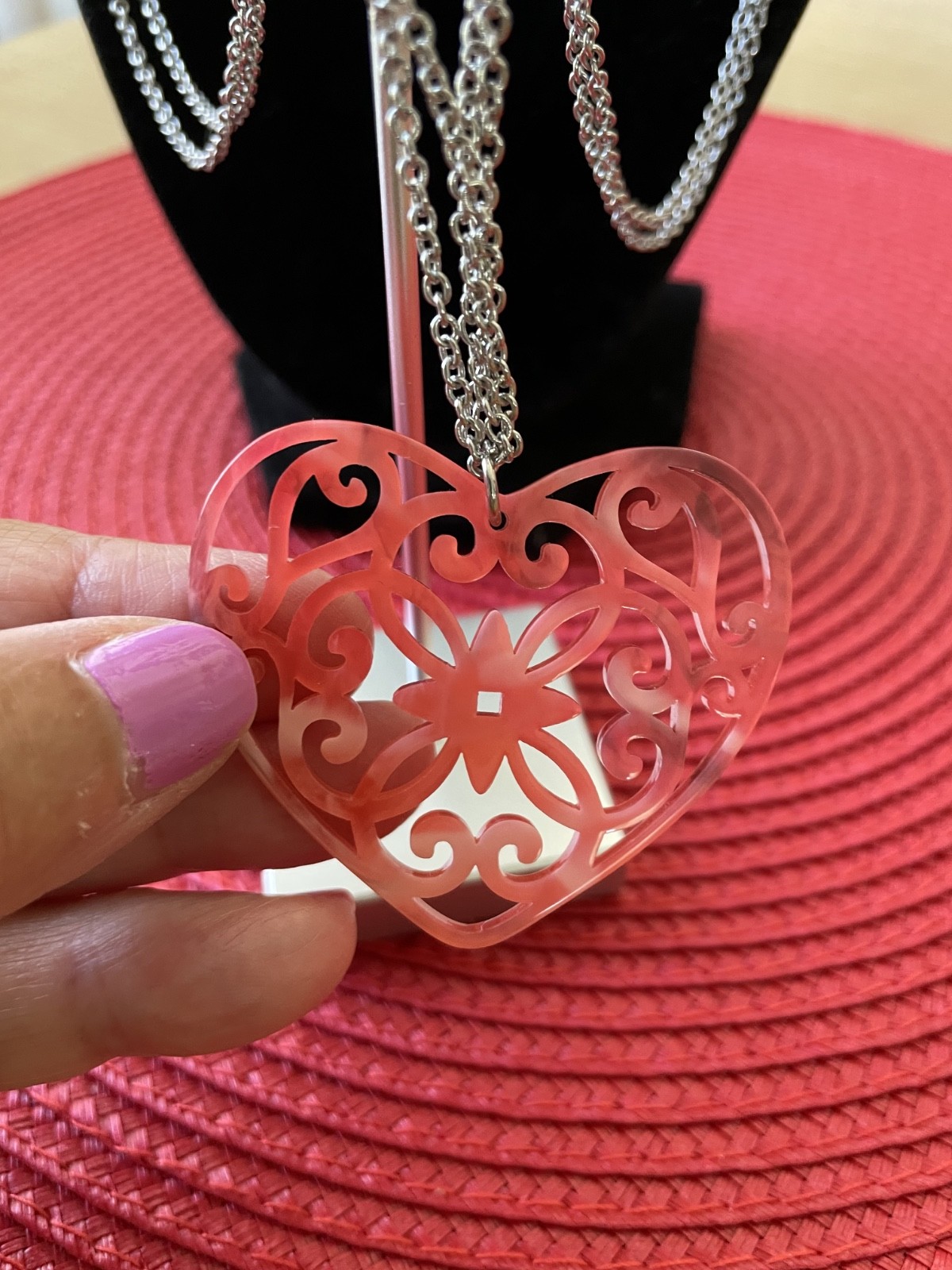 C1946 Acrylic Filigree Heart Pendant on Silvertone 32-34″ Chain Necklace