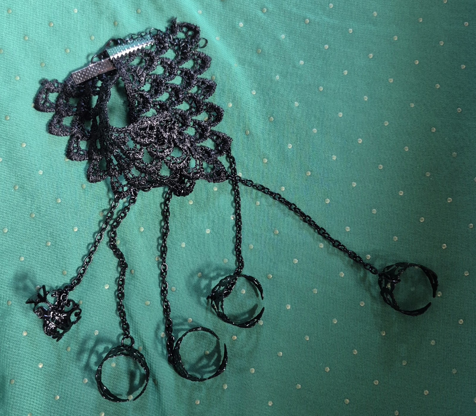 Black Lace Adjustable Choker Necklace Cable Chain Pendant with Dangling Charms