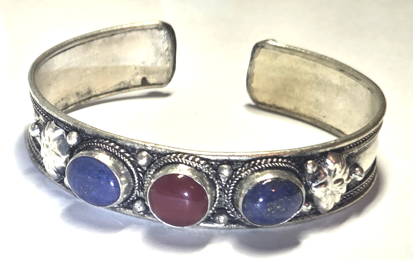 Vtg Silver Tone Southwest Style Open Cuff Bracelet Turquoise & Red Stones 7.5″