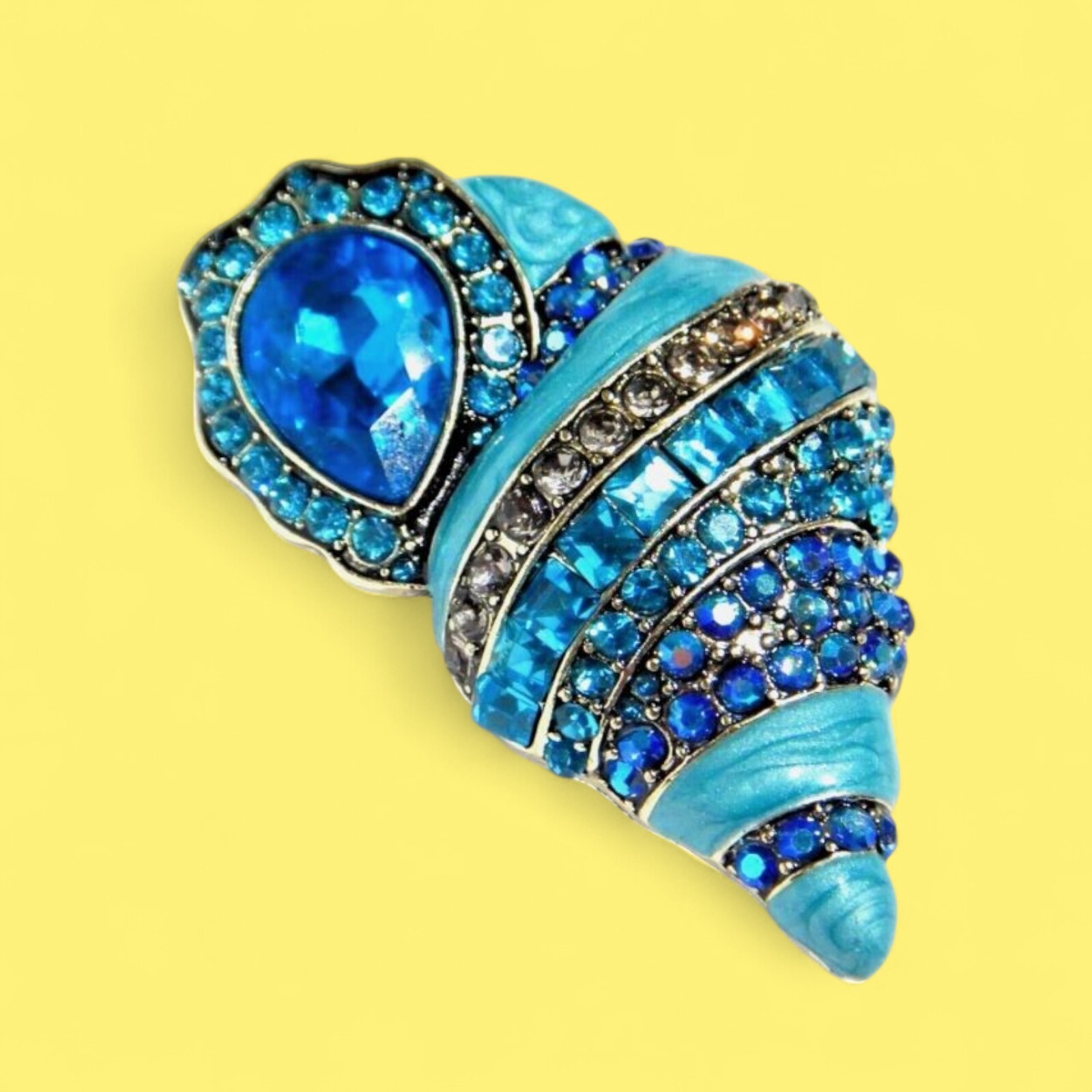BLUE TRITON CONCH BROOCH teal aqua crystal trumpet sea shell rhinestone pin N6