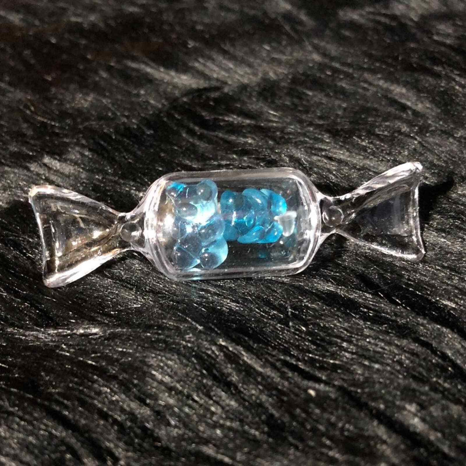 Candy Colored Resin Gummy Bear Stud Earring Pair in Clear Candy Shaped Box~~NWOT