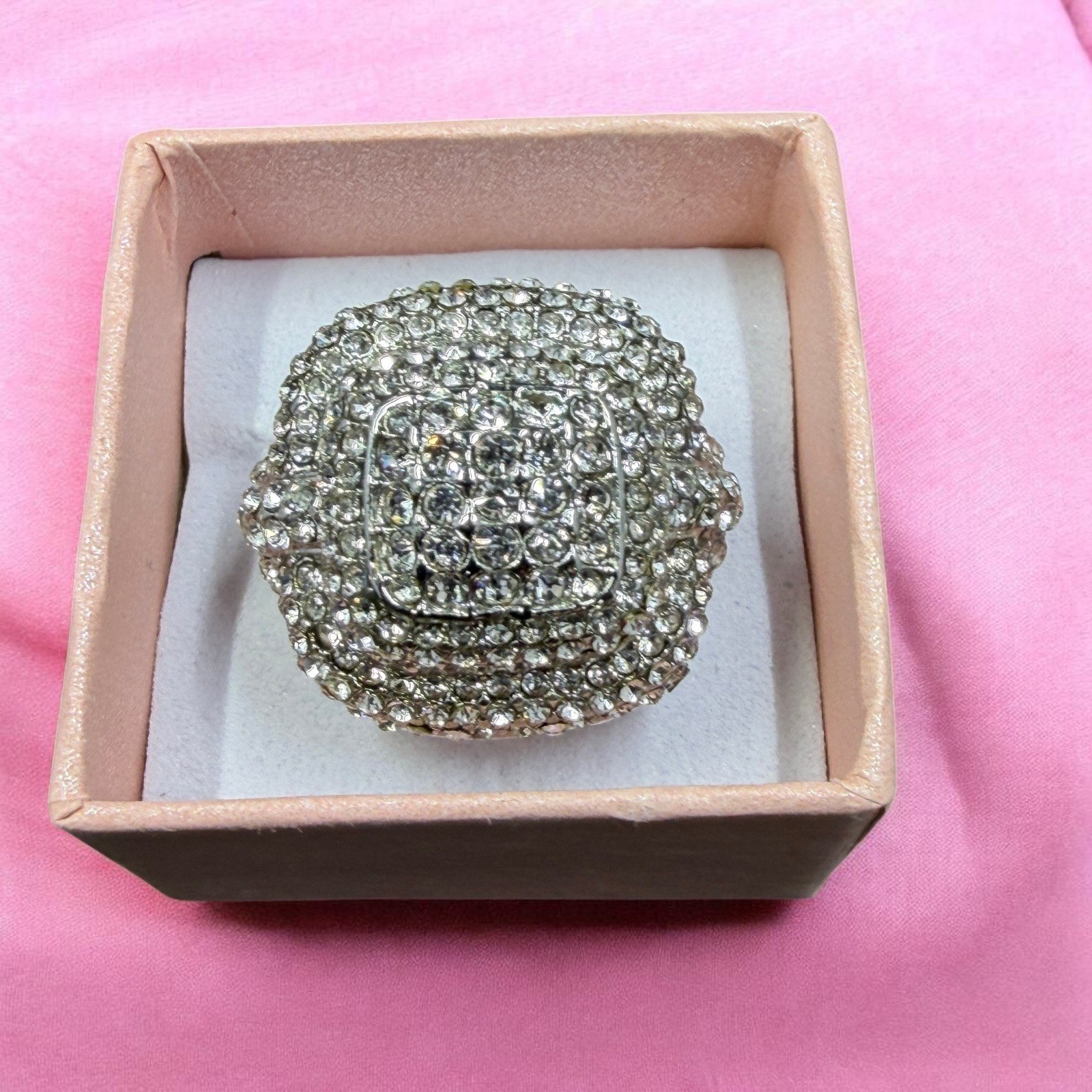 Silver Tone Rhinestone Cocktail Ring Statement Glam Prom Bling Y2K Cluster SZ 6