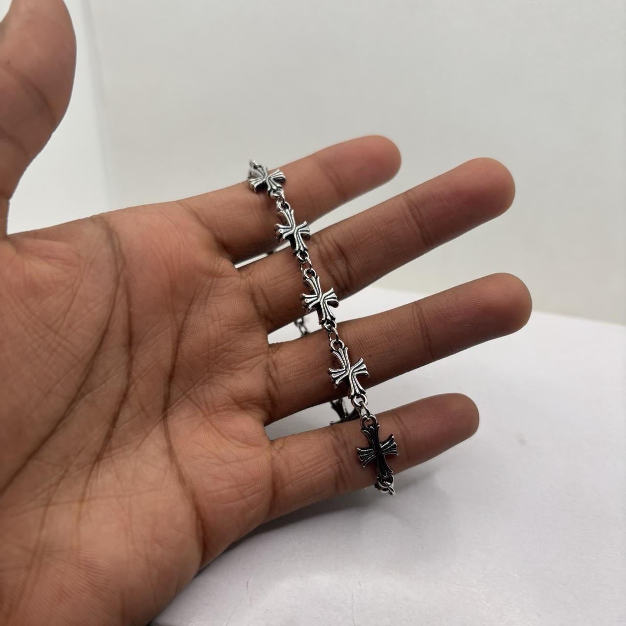 20 Cm Plated Silver Alloy Linked Cross Bracelet Gothic Grunge Streetwear Jewelry