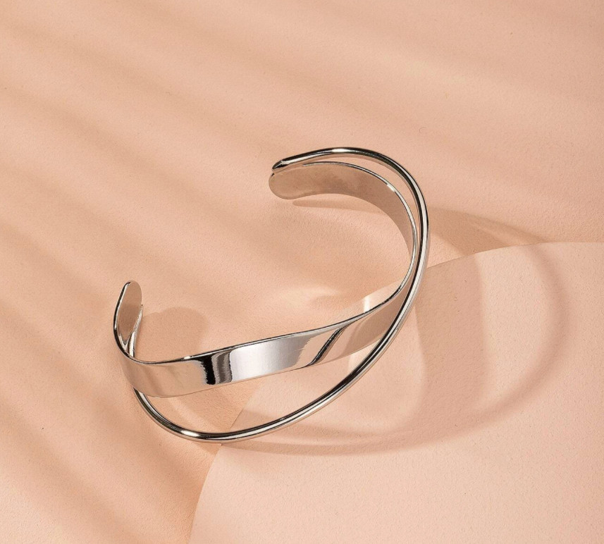 GORGEOUS Sculpted Artisanal Silver Twisted Curved Crisscross Cuff Bracelet