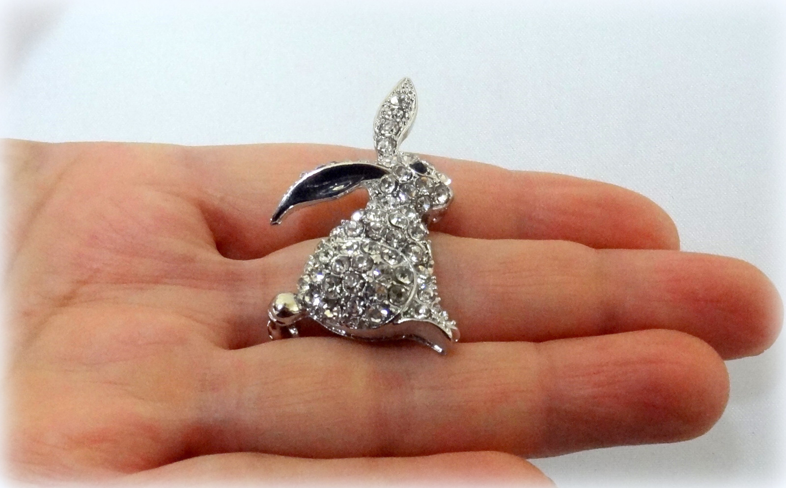 CLEAR WHITE RHINESTONE EASTER BUNNY RABBIT SILVER BROOCH PIN~CUTE SPRING GIFT