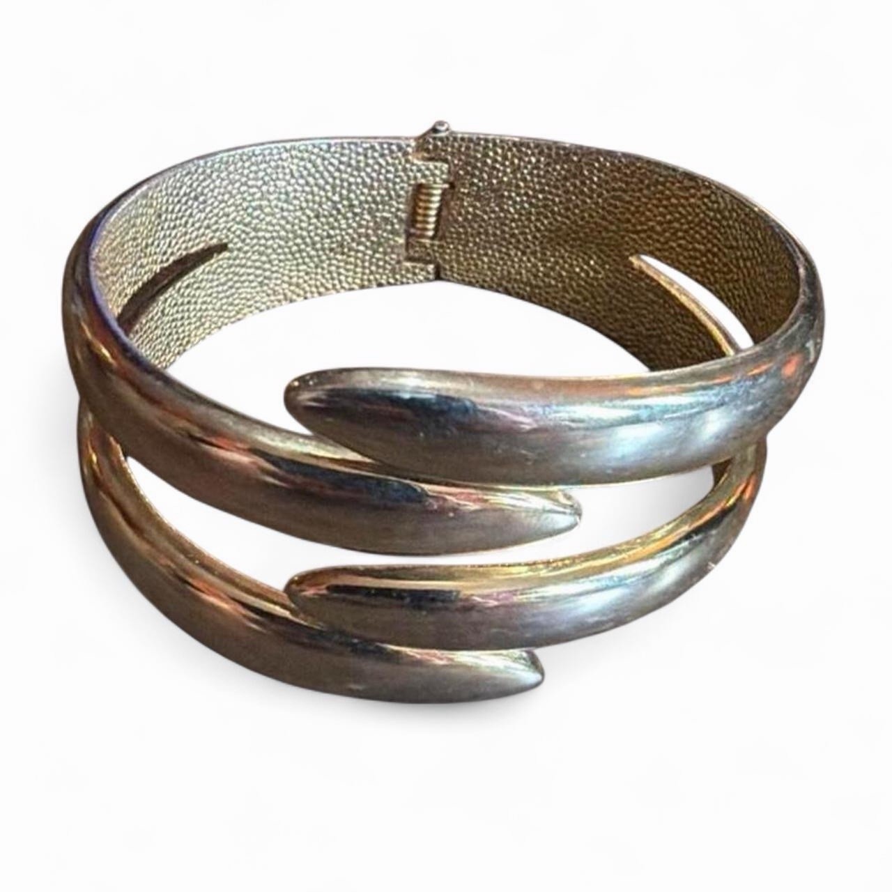 1990s Selena Quintanilla Gold claw clamp bracelet