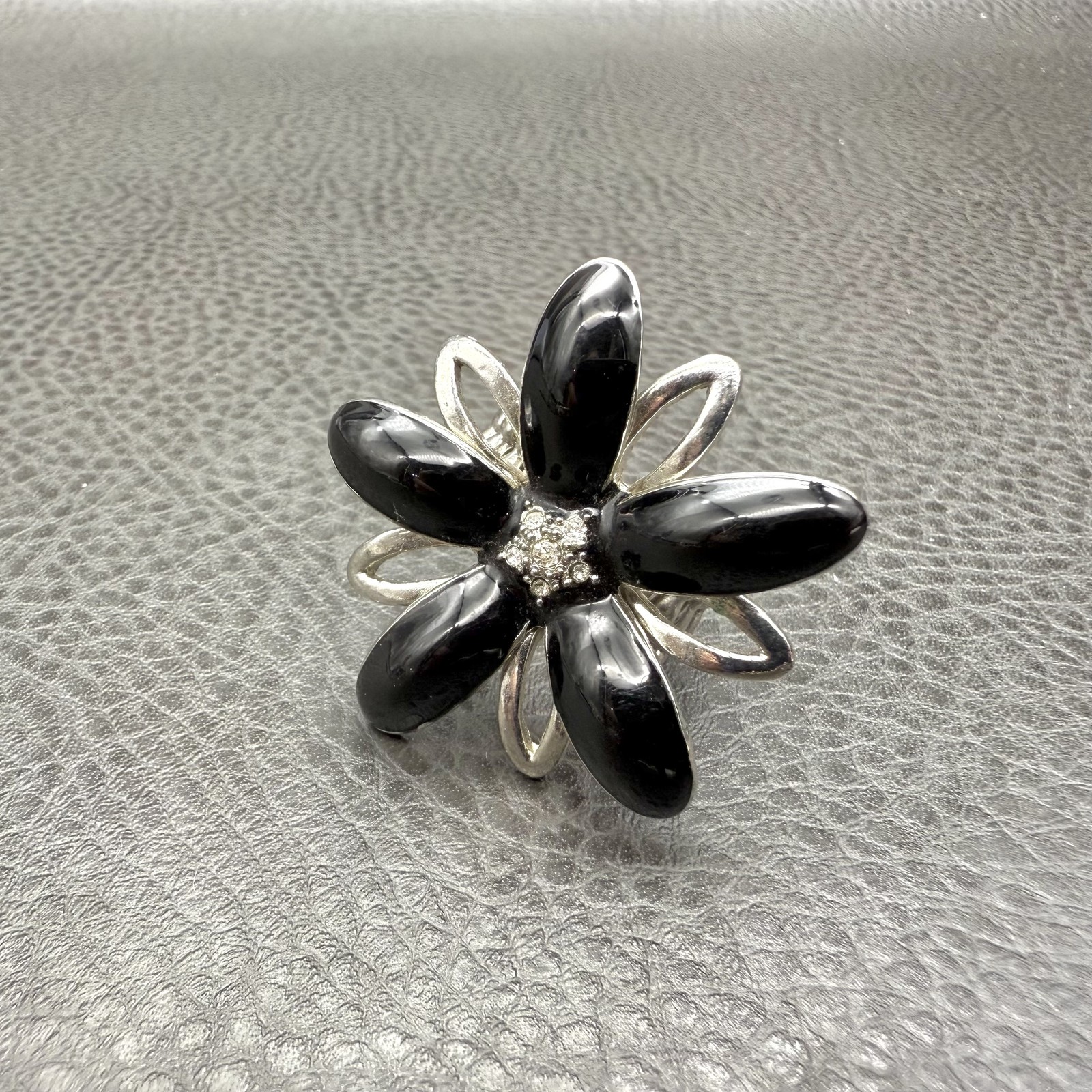 Bold Statement Flower Ring Silver Black Stretch Band Cocktail Fashion Jewelry