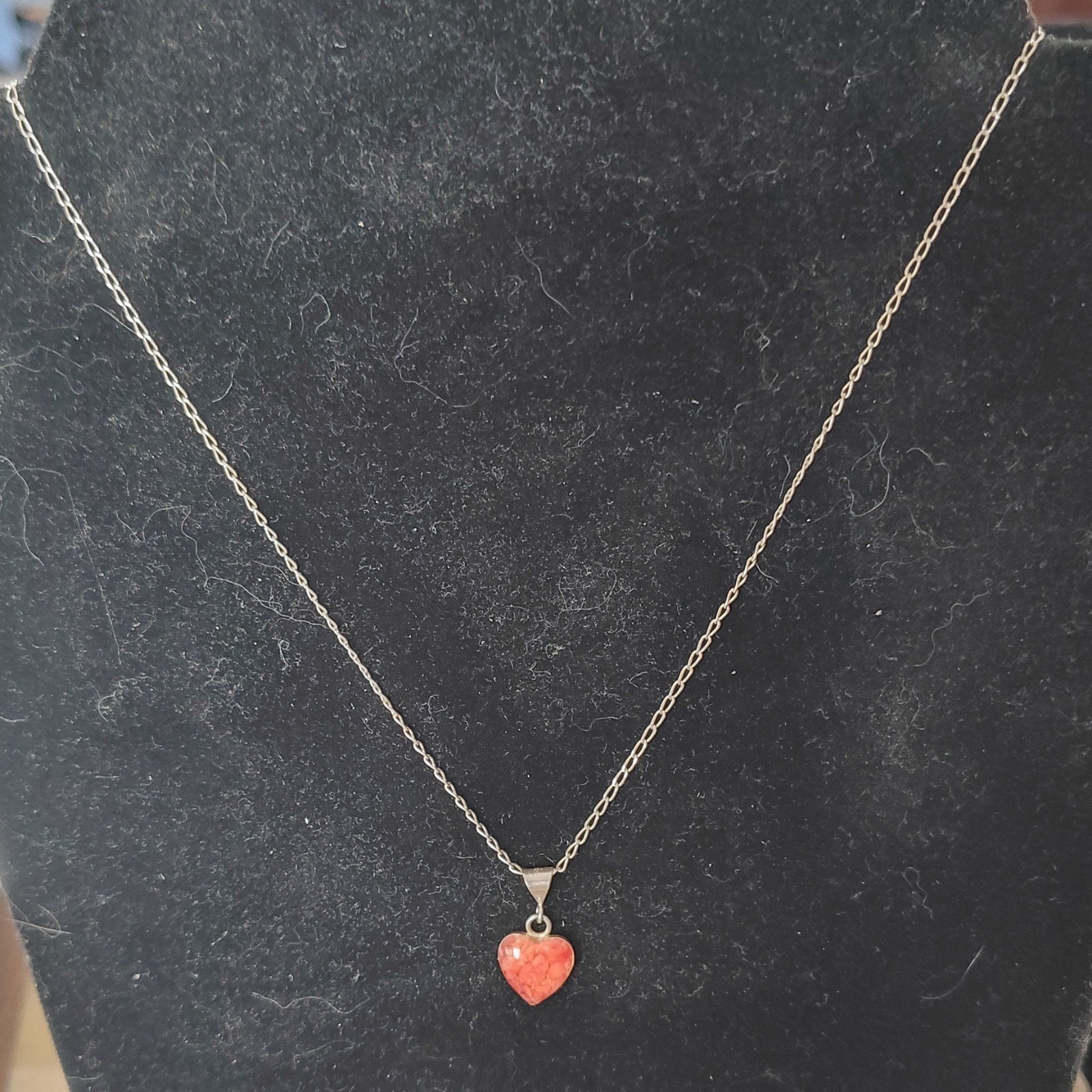 Sterling Silver Polished Stone Pendant On Mexican 18in Link Chain.