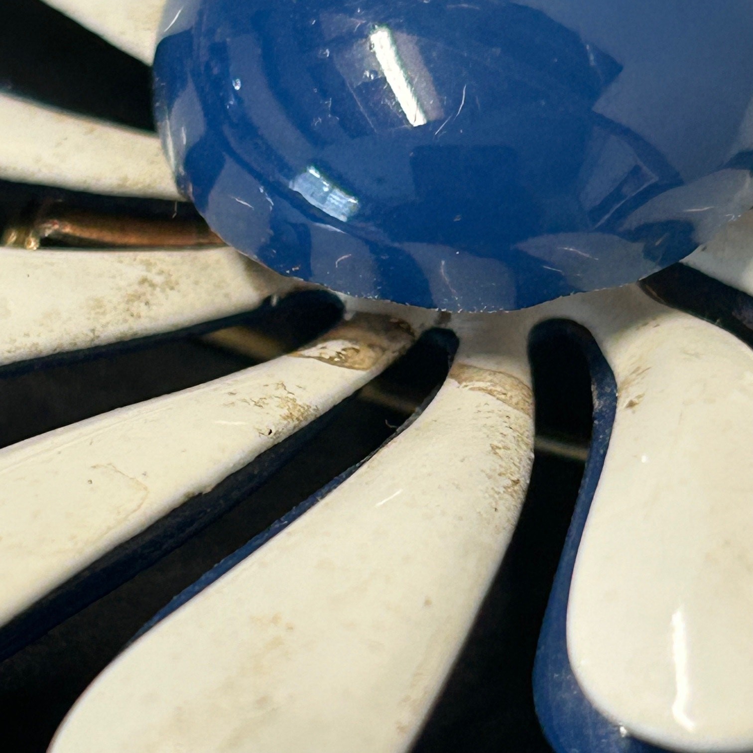 Vintage Blue White Rounded Dimensional Petals Metal Enamel Flower Brooch No Mark