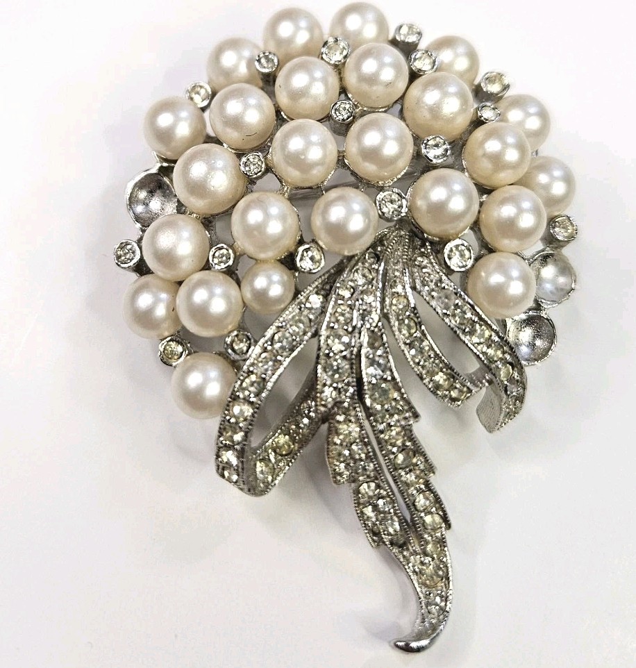 Vtg Cascading Faux Pearl Bouquet Silvertone Brooch Pin Unsigned Missing 3 Beads