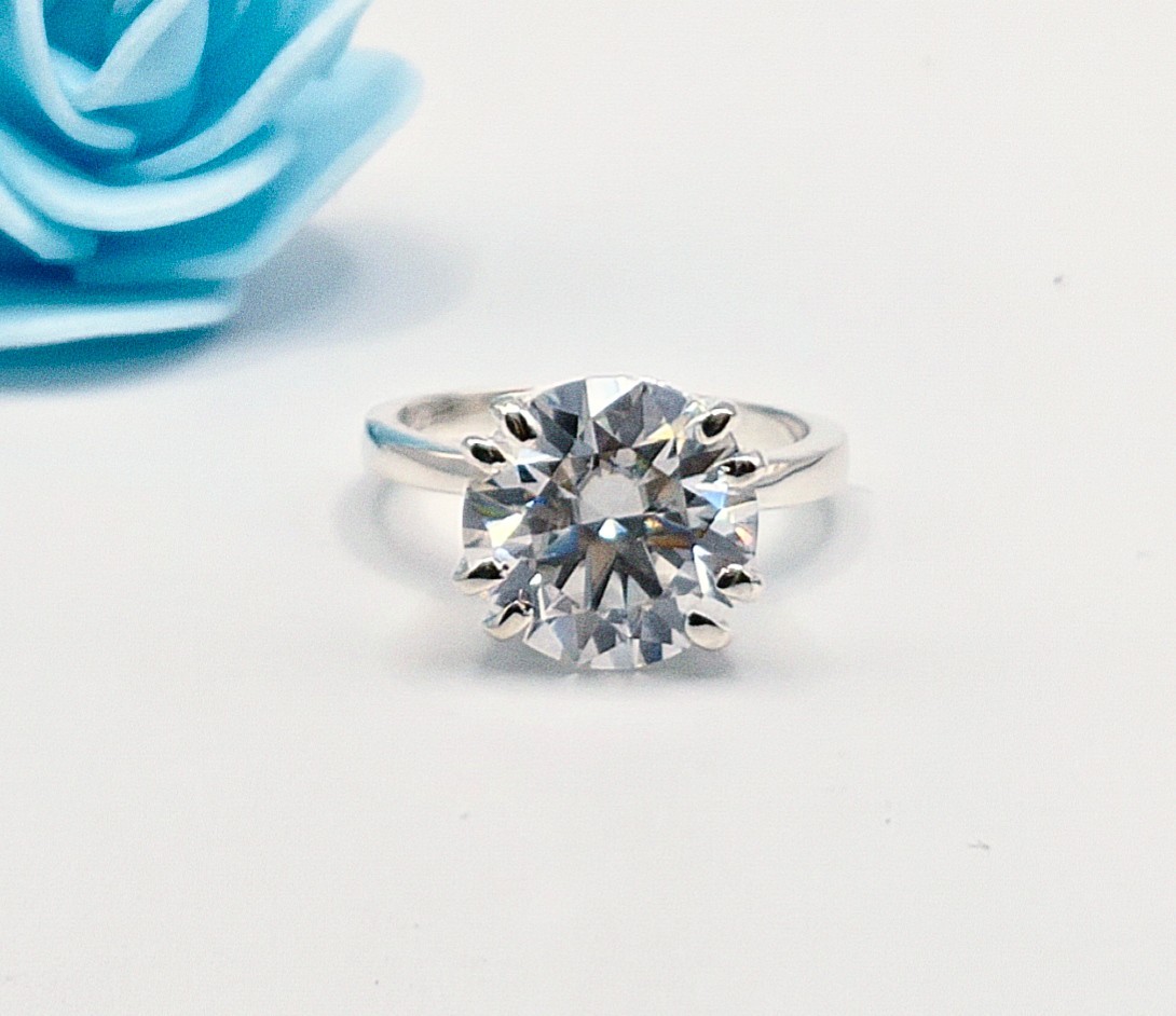 6.0 ct certified treated white diamond ring in 925 silver for women