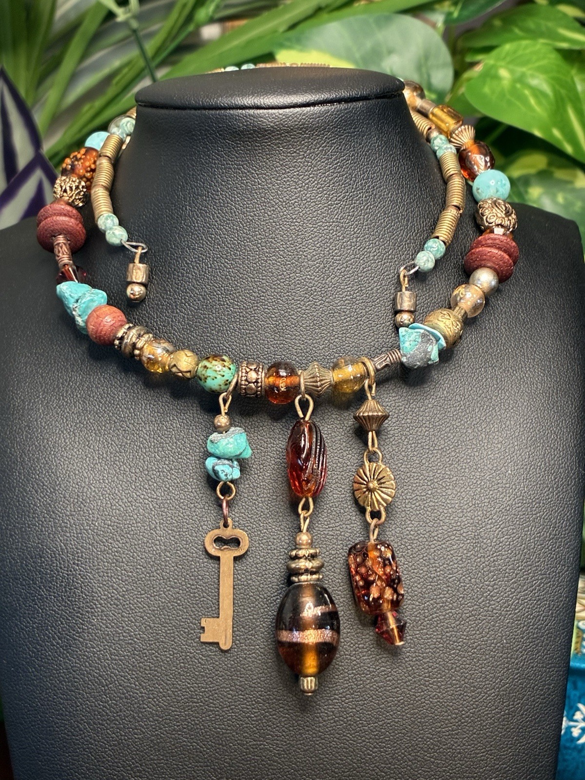 Vintage Wrap-Around Wire Choker Necklace-Multicolor Stones, Glass, Metal