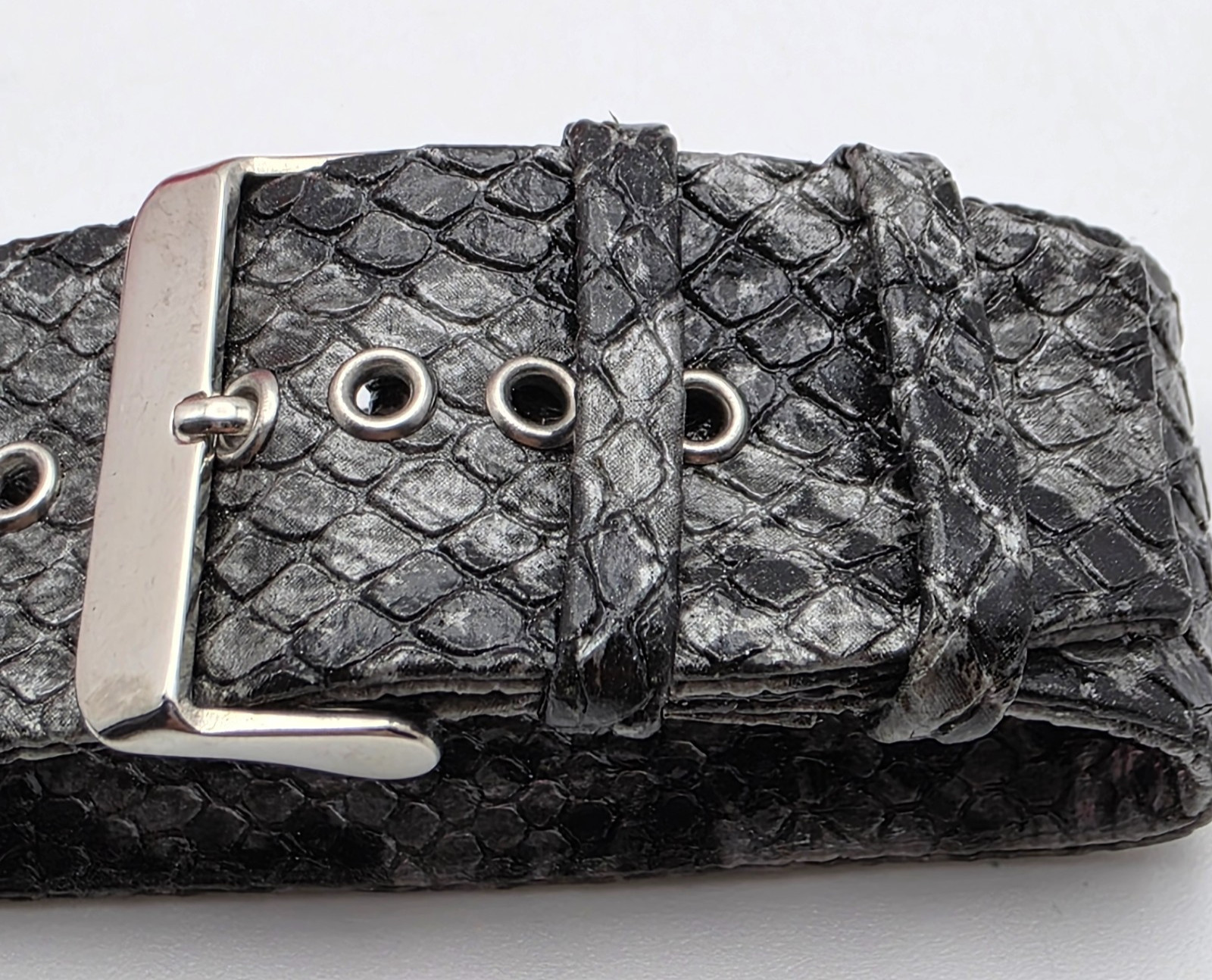 Gray Black Faux Snake Skin Cuff Bracelet Wide Buckle Adjustable 6–8” Silver Tone
