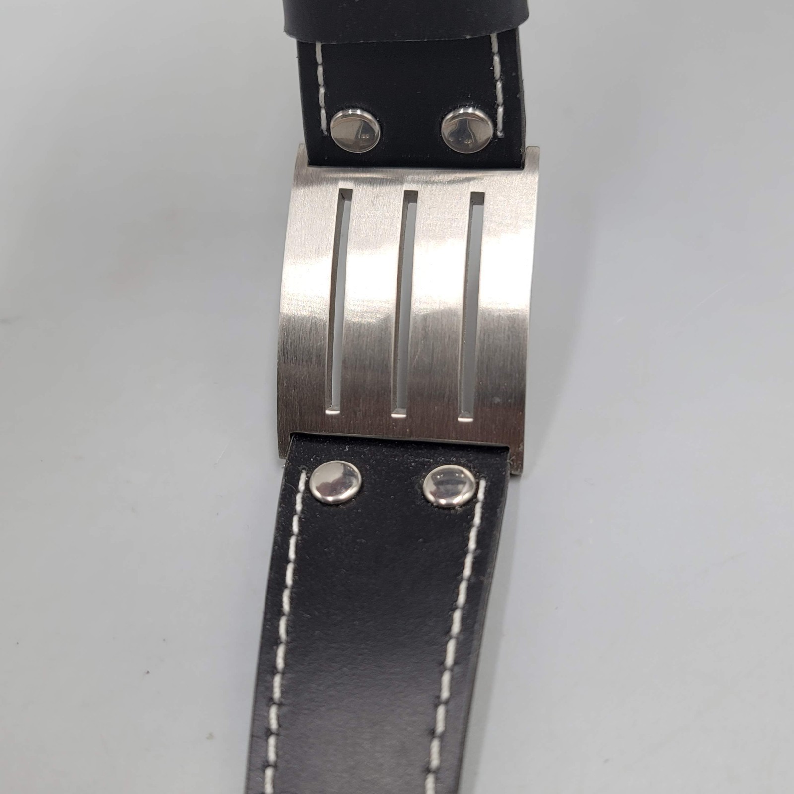 Mens Chisel Stainless Steel Black Leather Bracelet