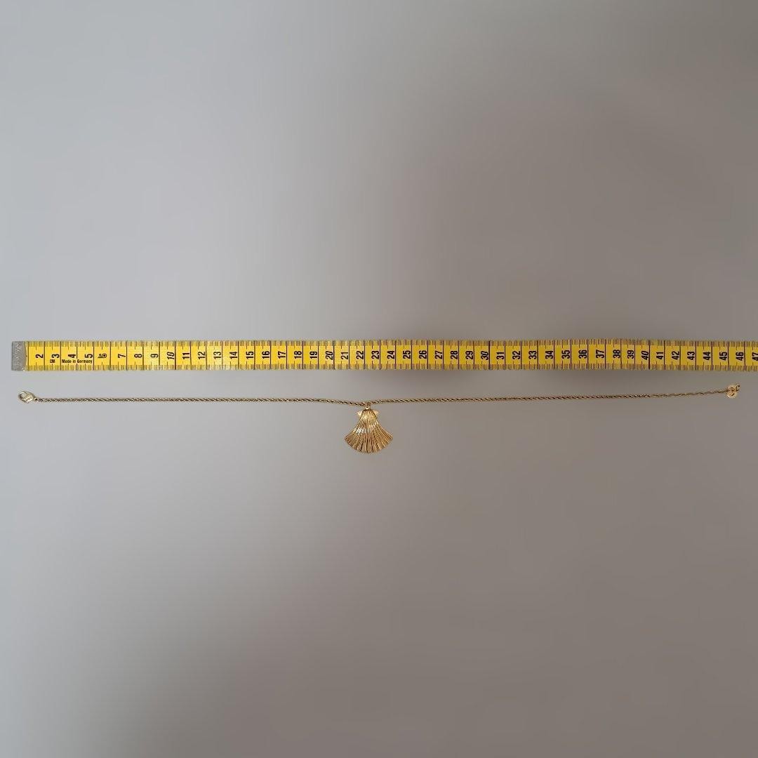 Christian Dior Shell Summer Necklace Gold-tone Lobster Clasp Length: 17.7 in.