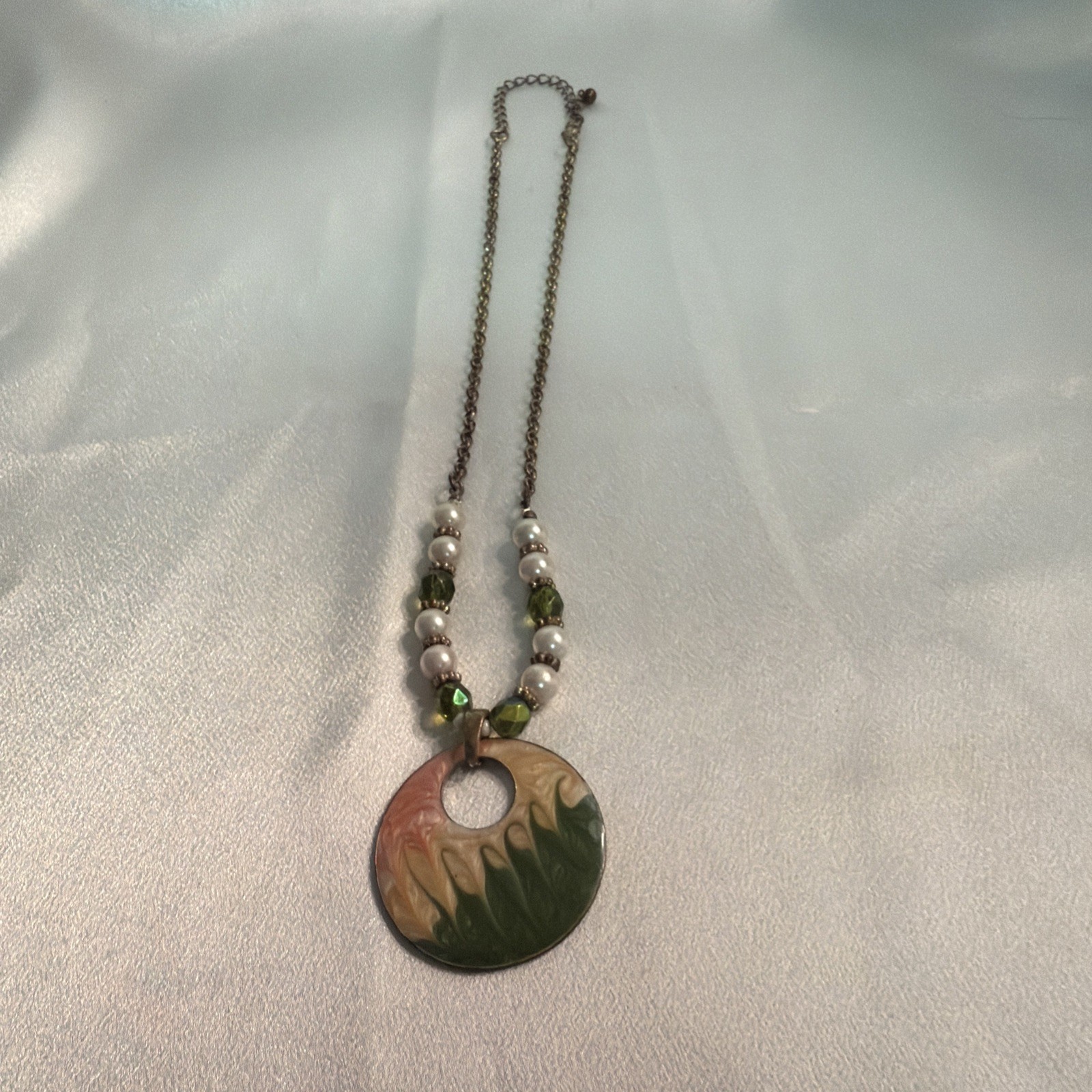 Pendant, Beaded Chain-Link Necklace 18 Inches